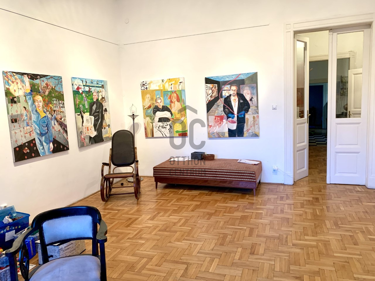Gallery zoom image