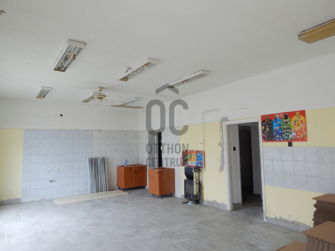 72m² · Üzlethelyiség · 22.000.000 Ft