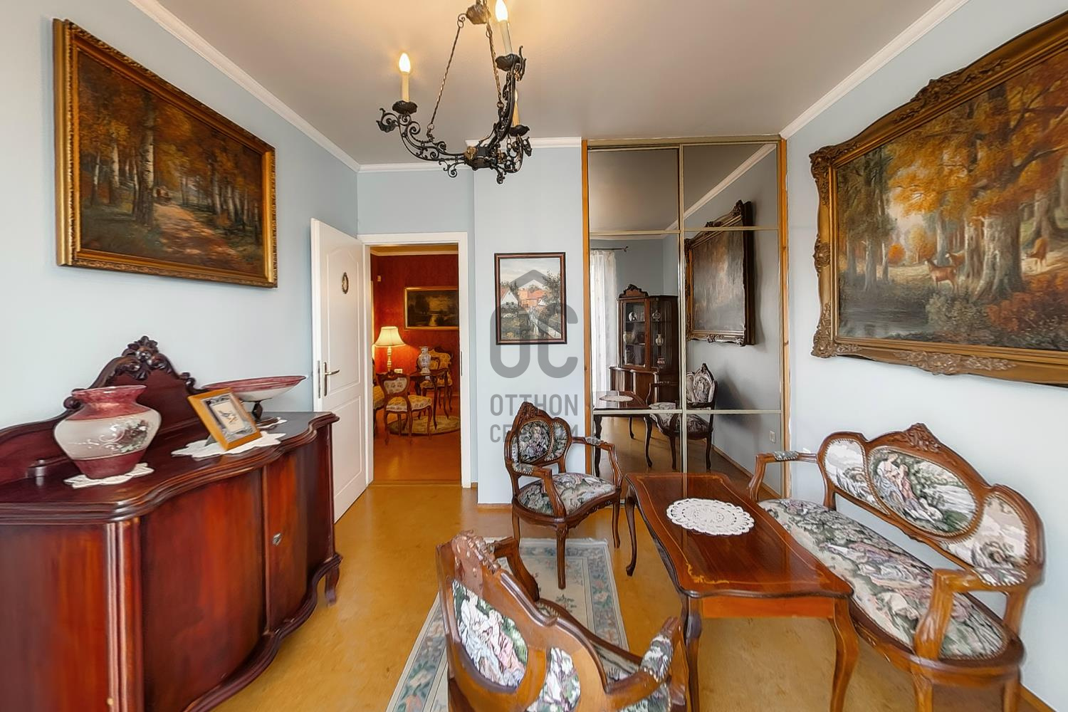 Gallery zoom image