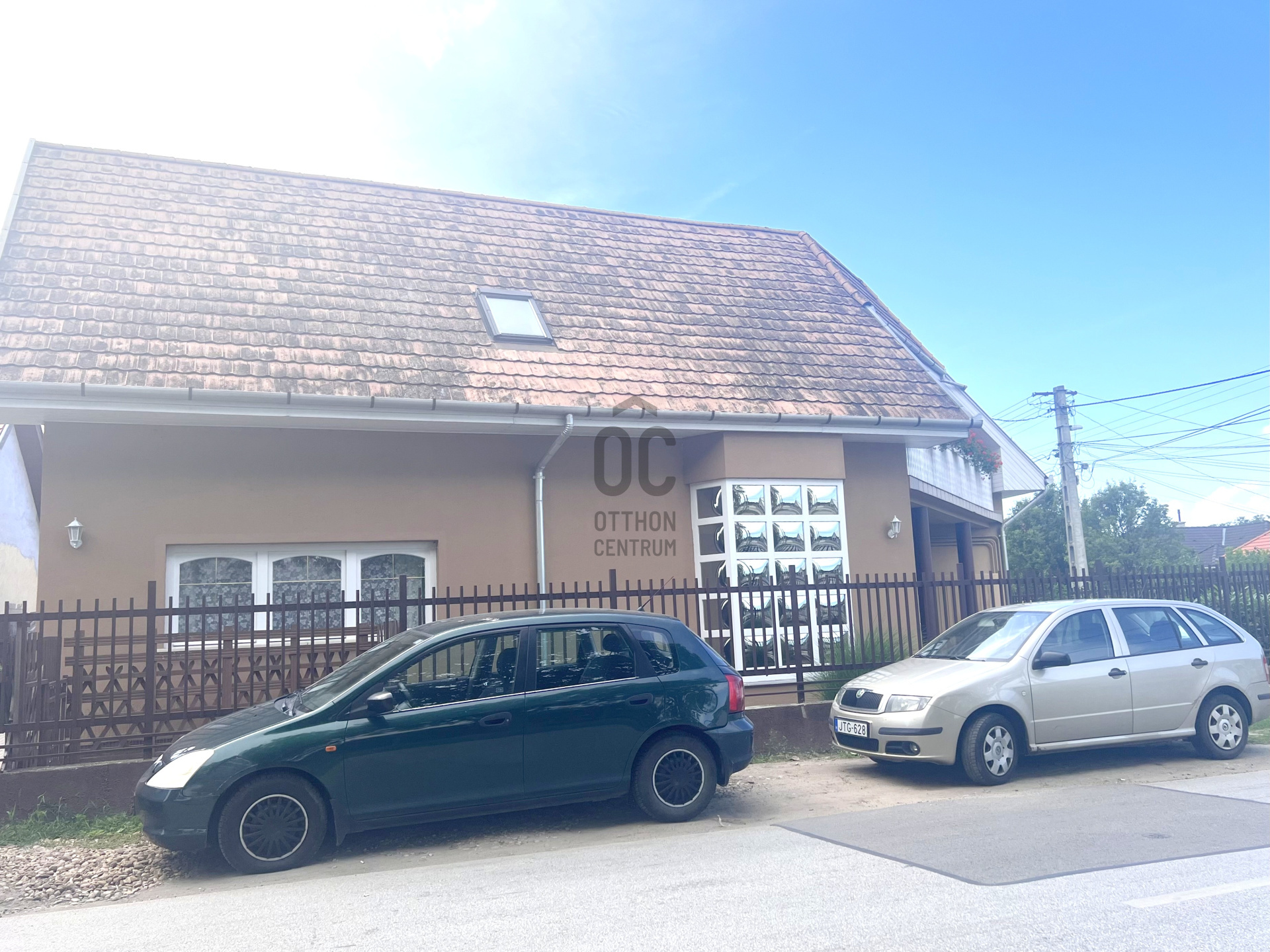 Gallery zoom image