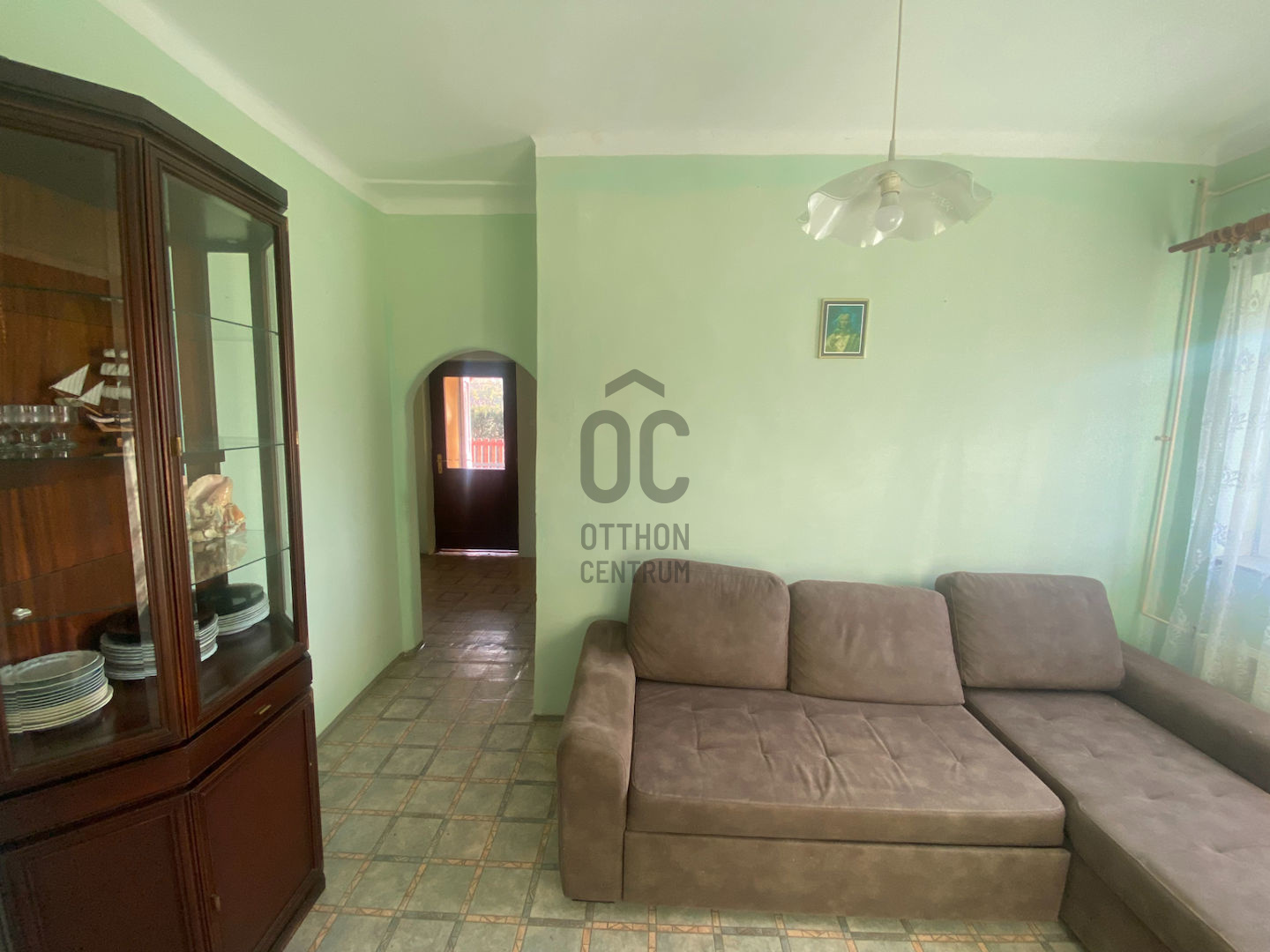 Gallery zoom image