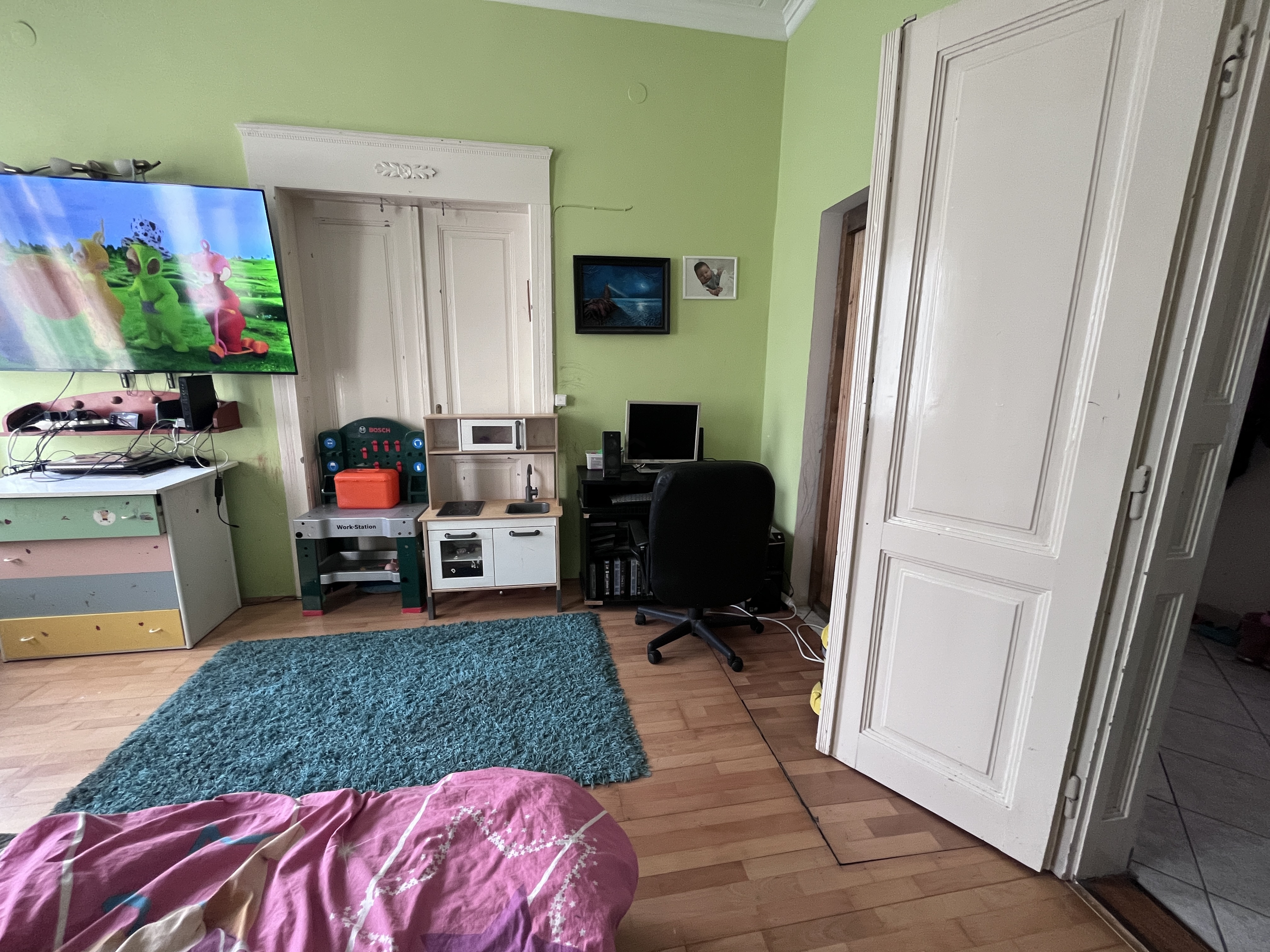 Gallery zoom image