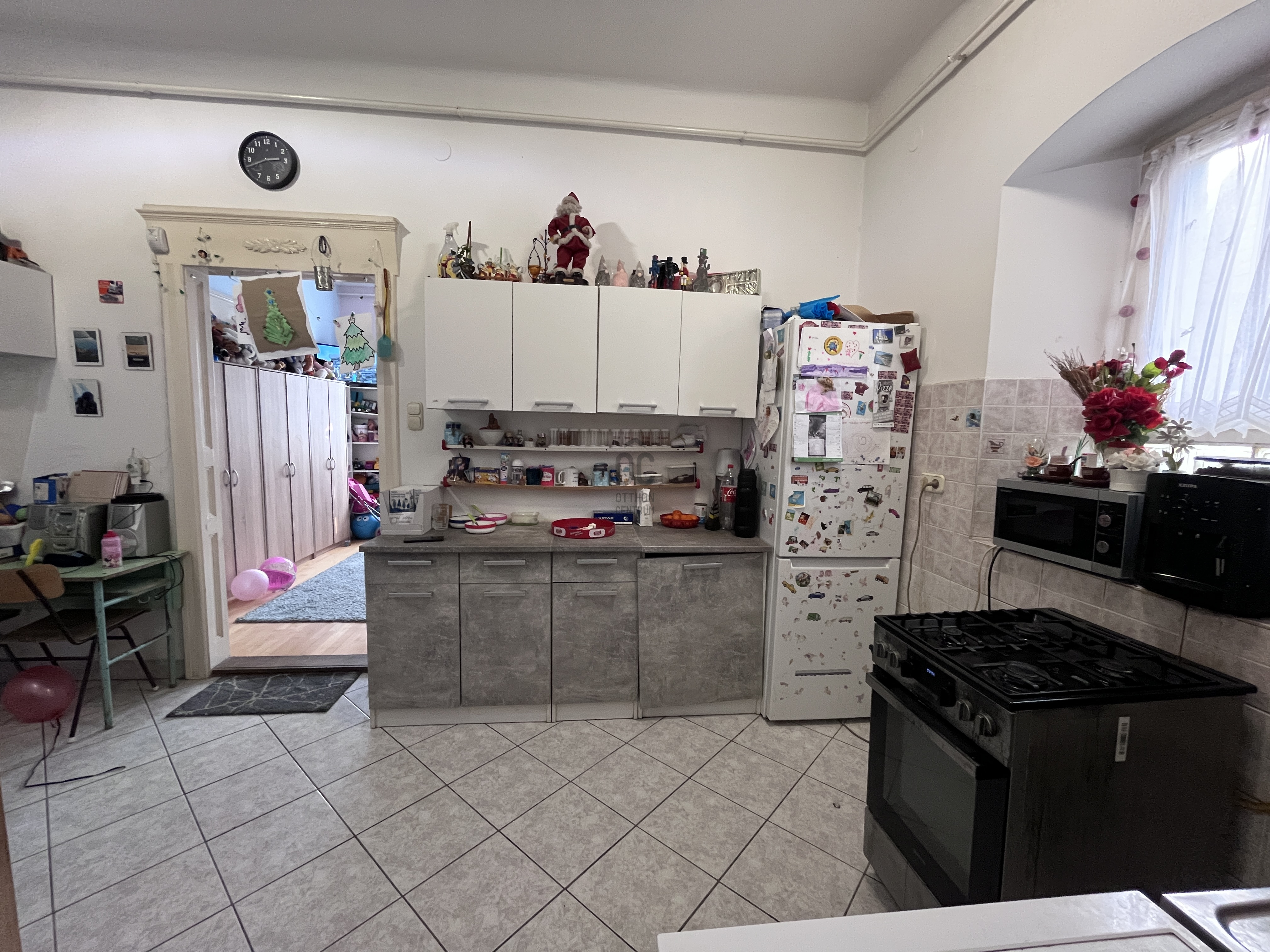 Gallery zoom image