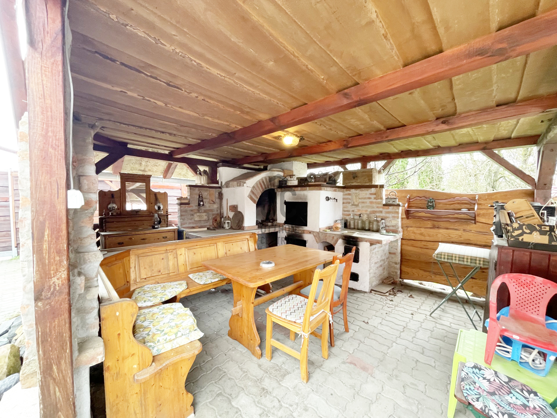 Gallery zoom image