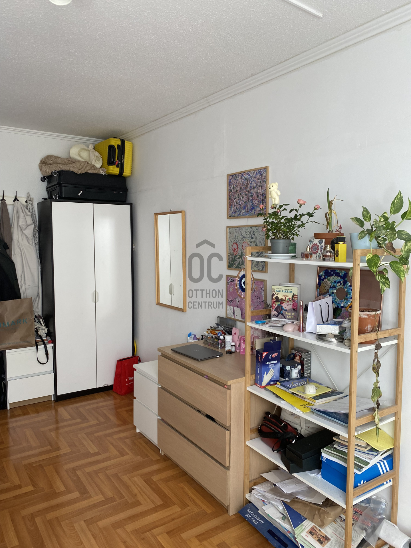 Gallery zoom image