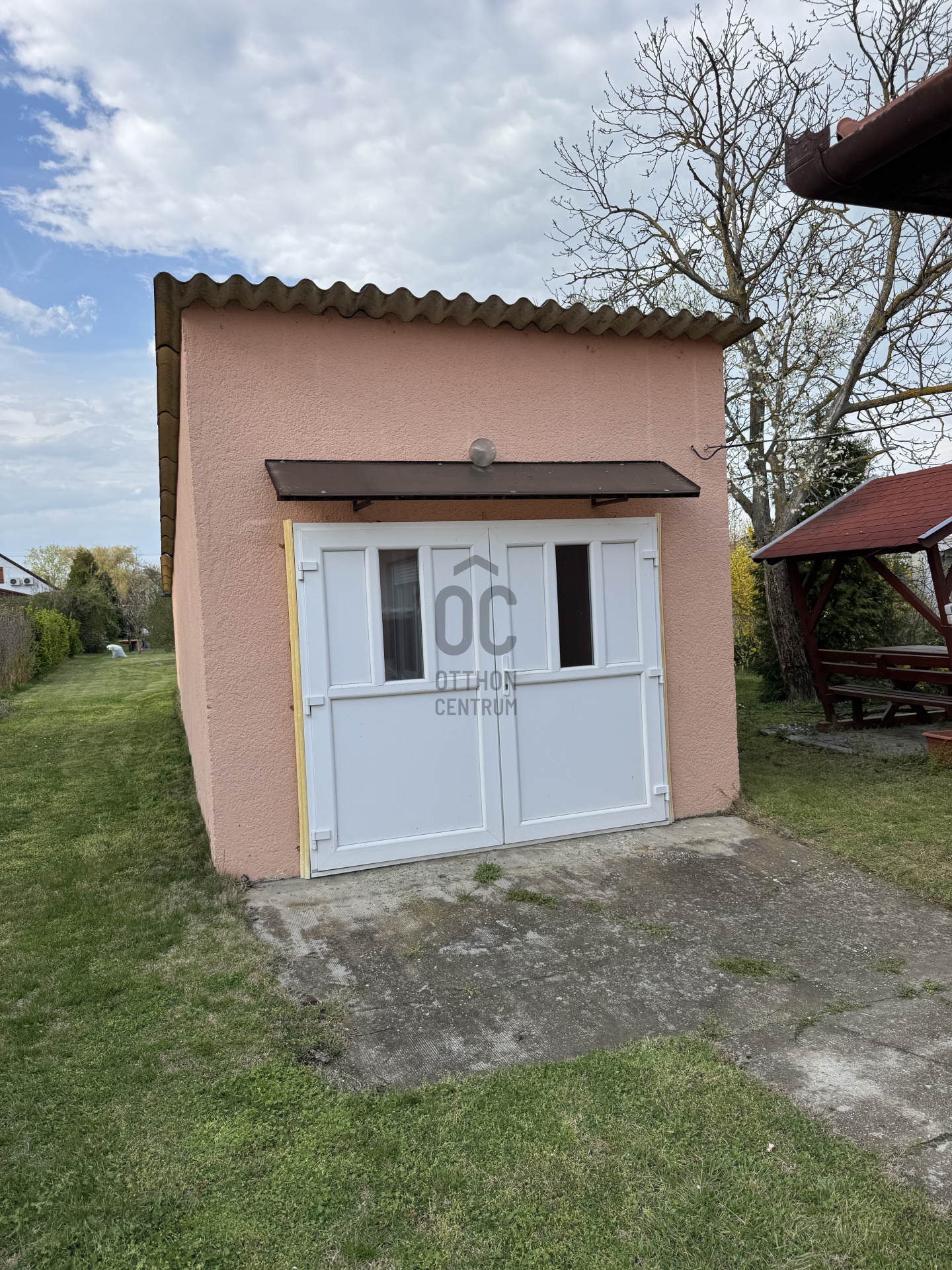 Gallery zoom image