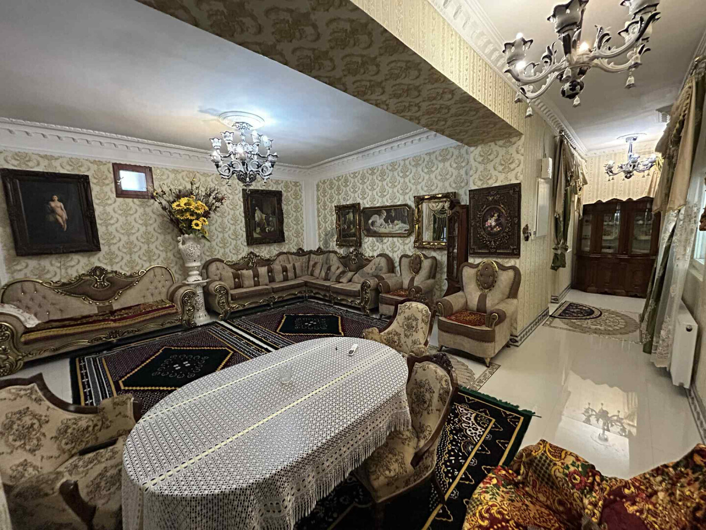 Gallery zoom image