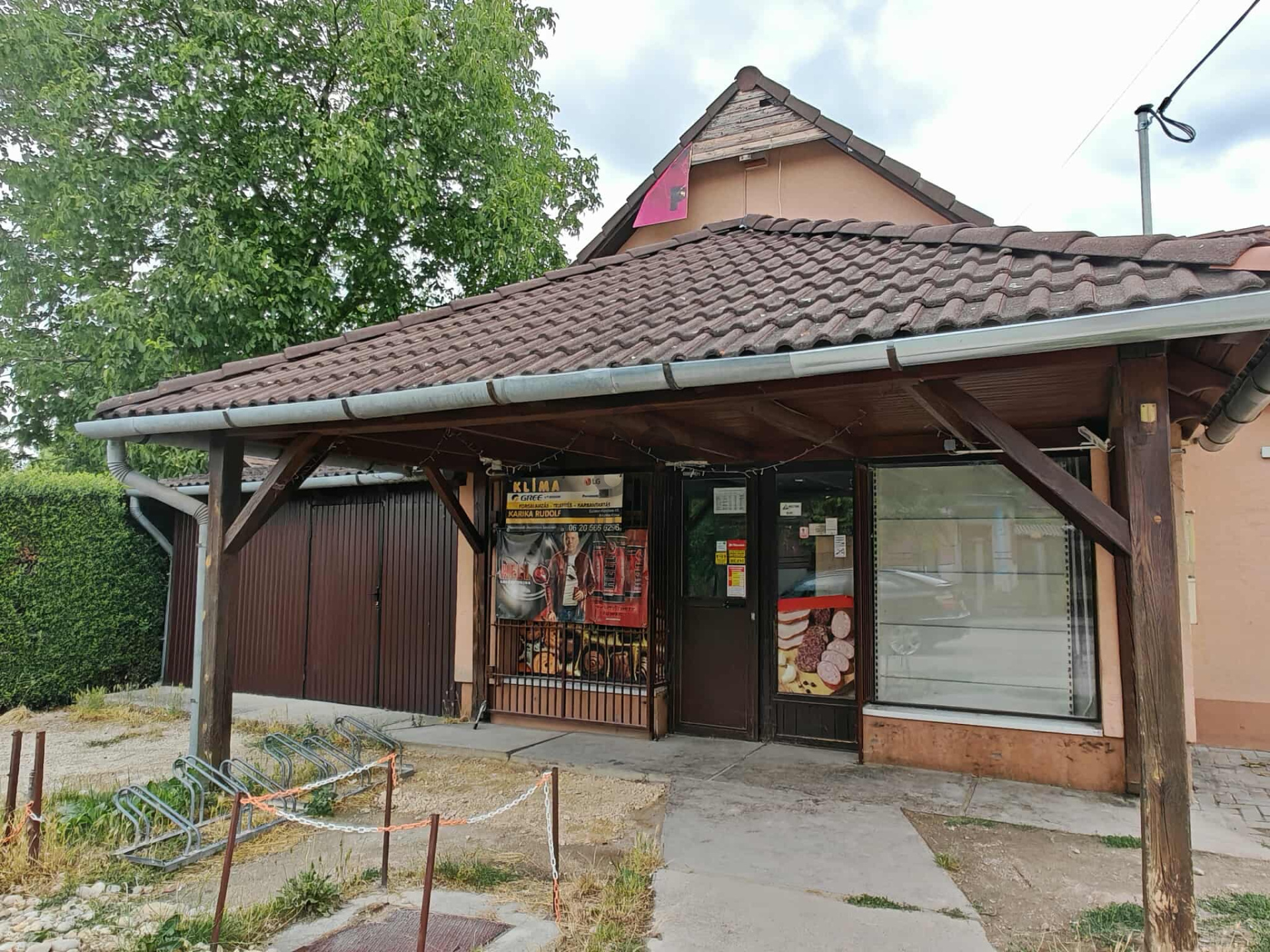 Gallery zoom image