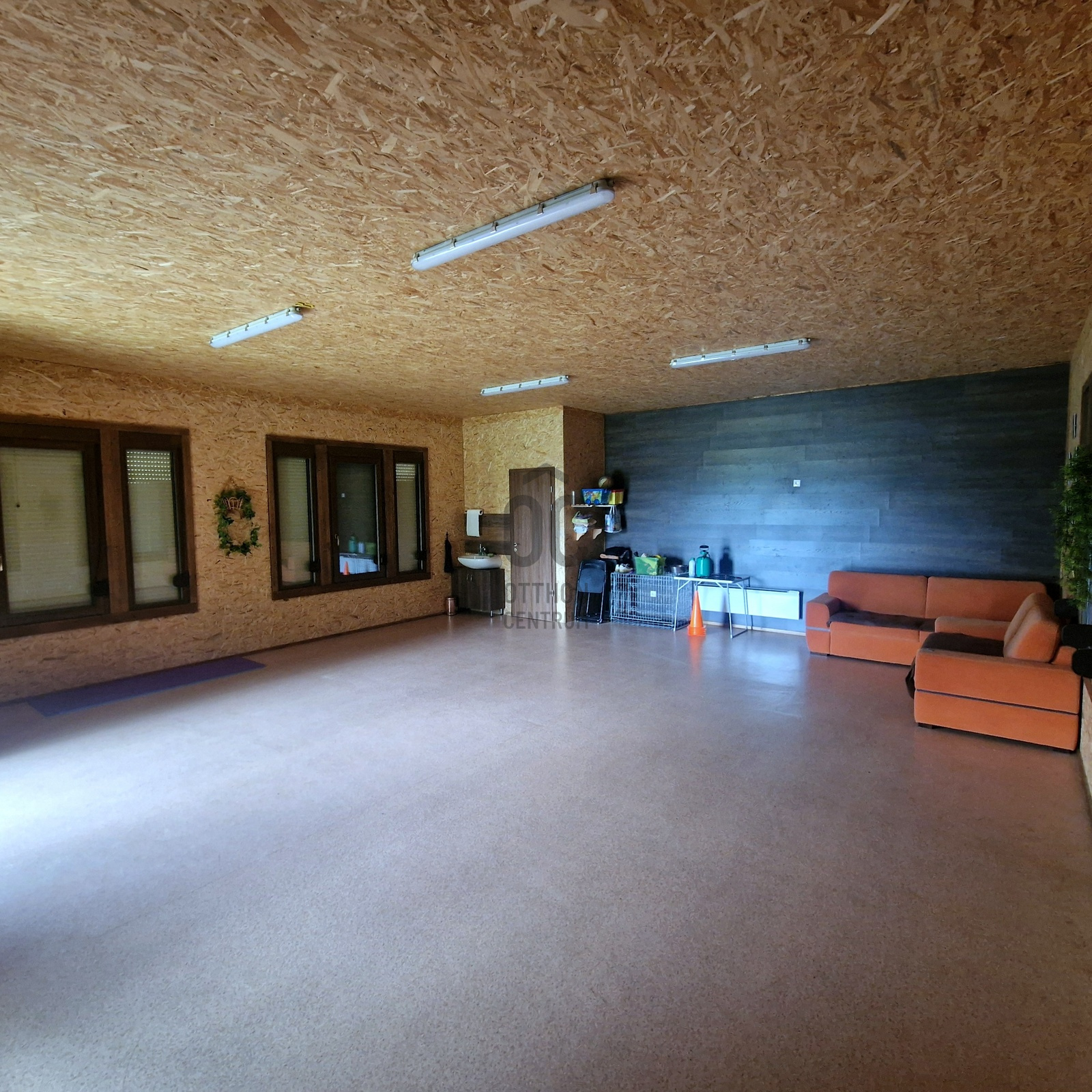 Gallery zoom image