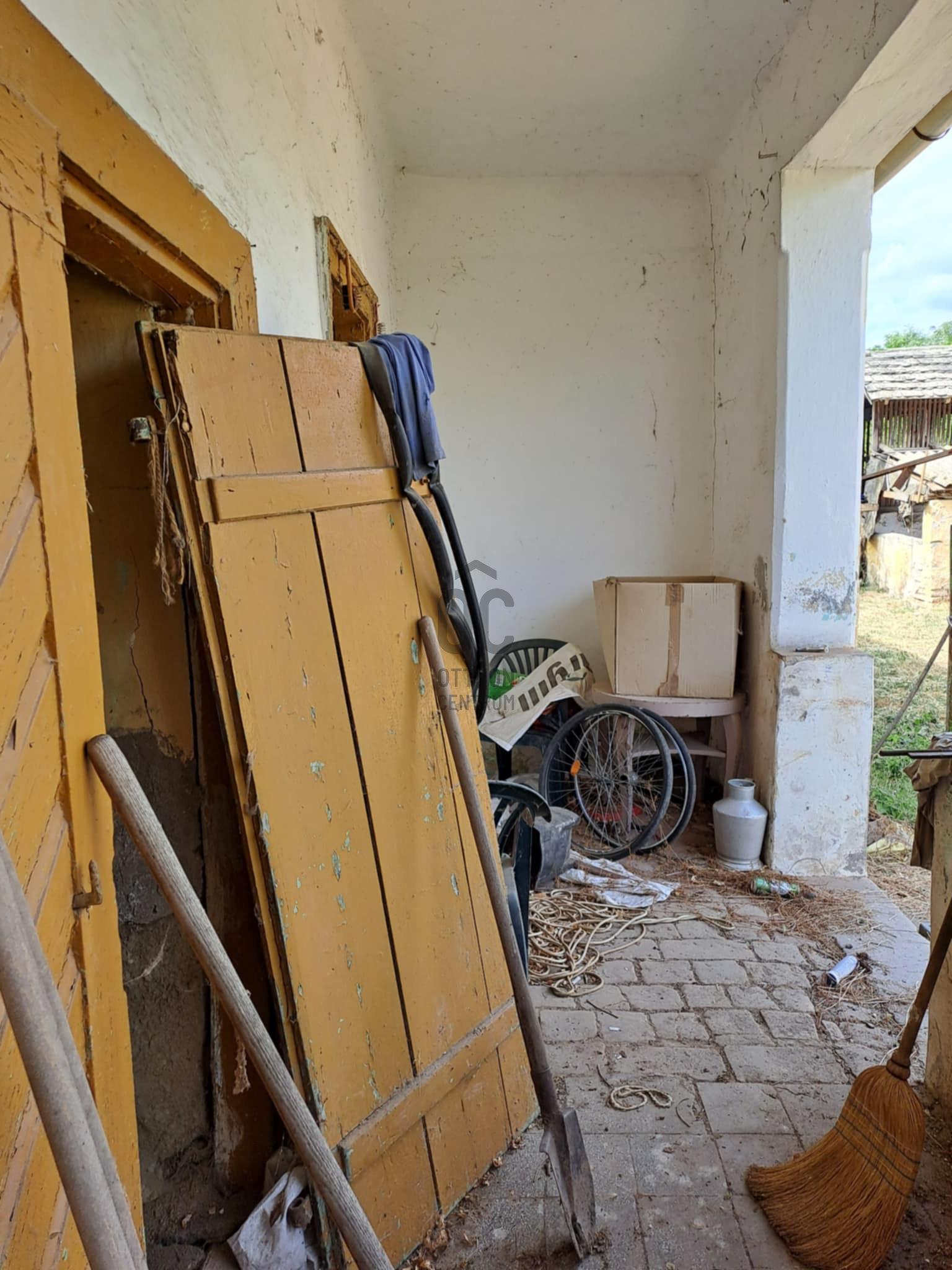 Gallery zoom image