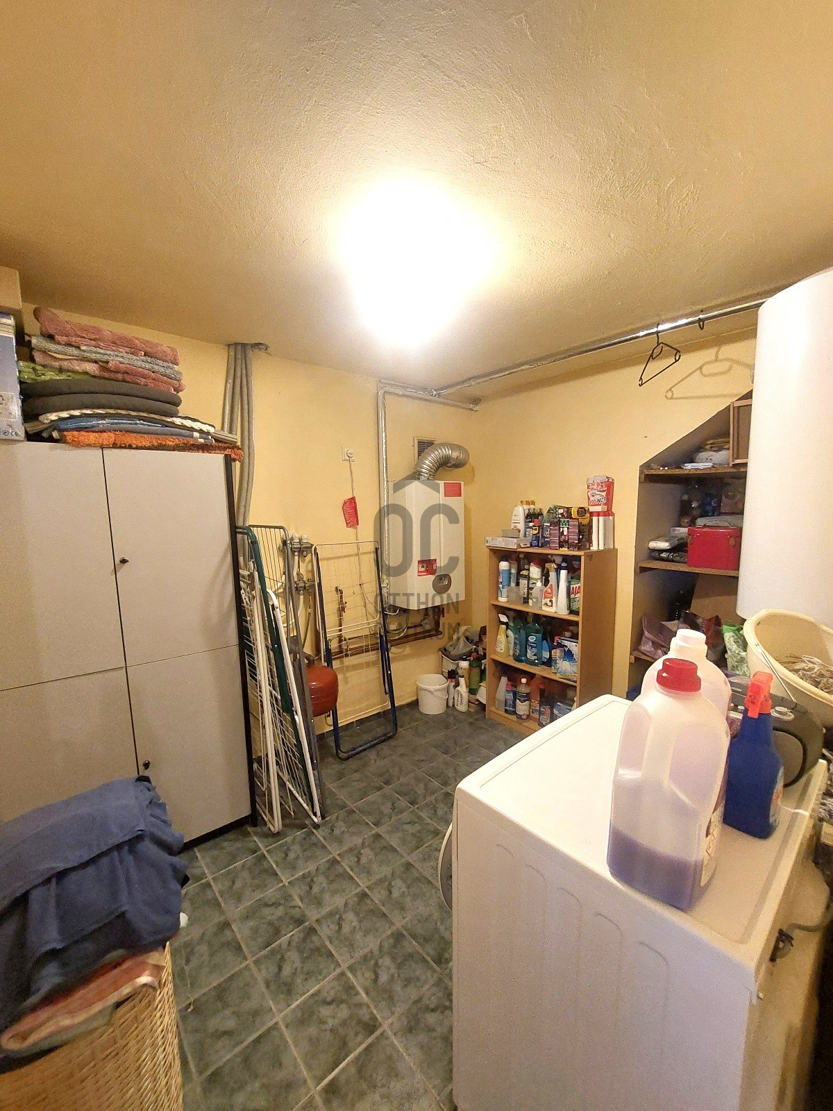 Gallery zoom image