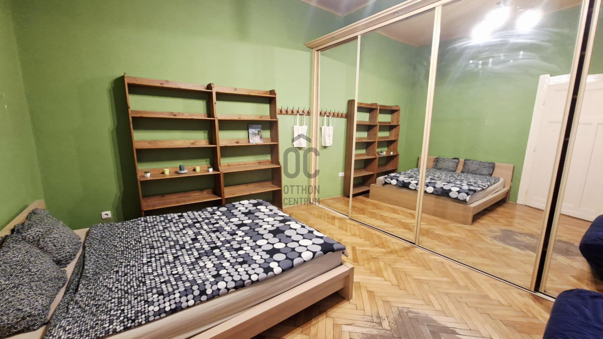 Gallery zoom image