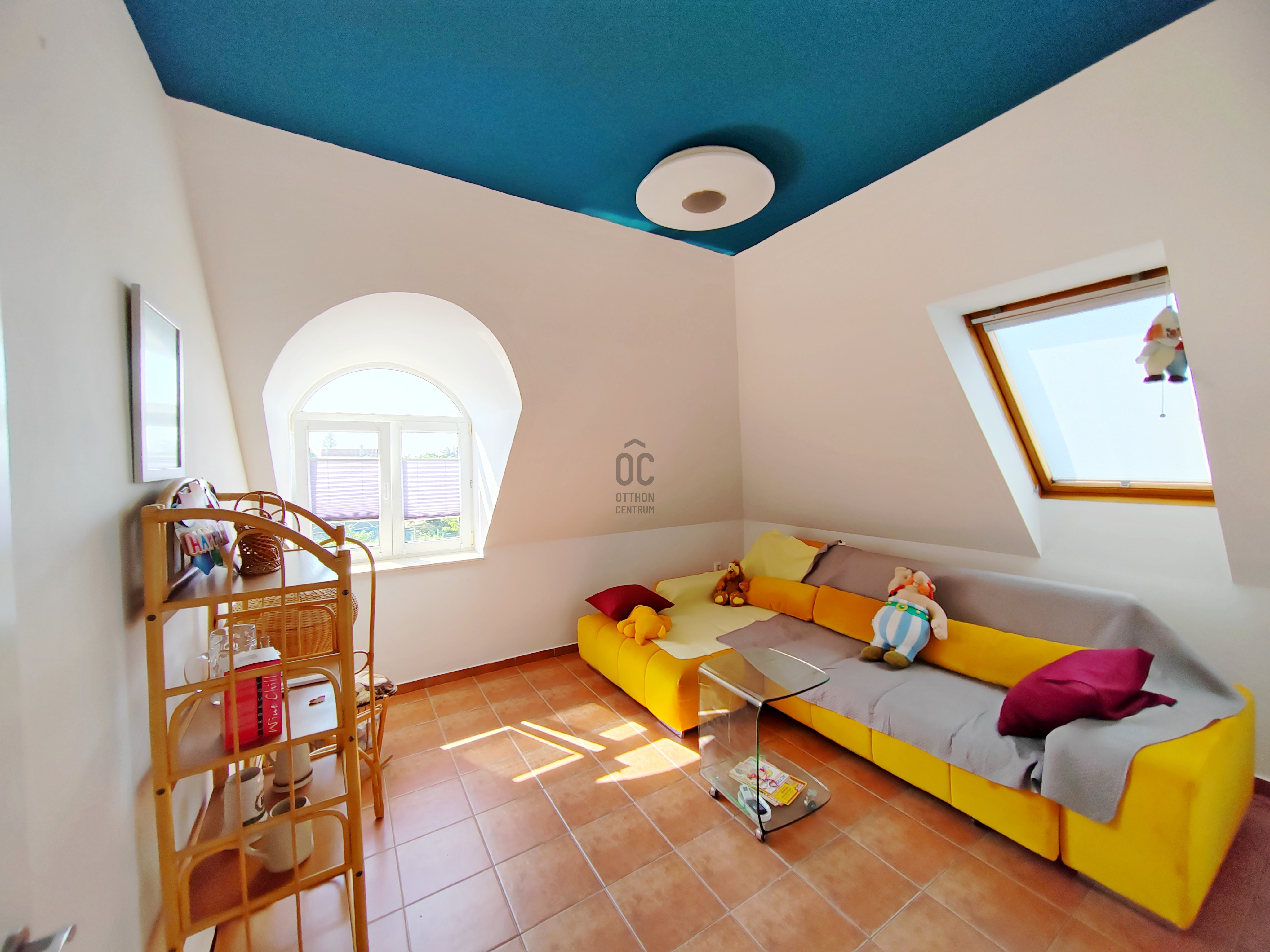 Gallery zoom image