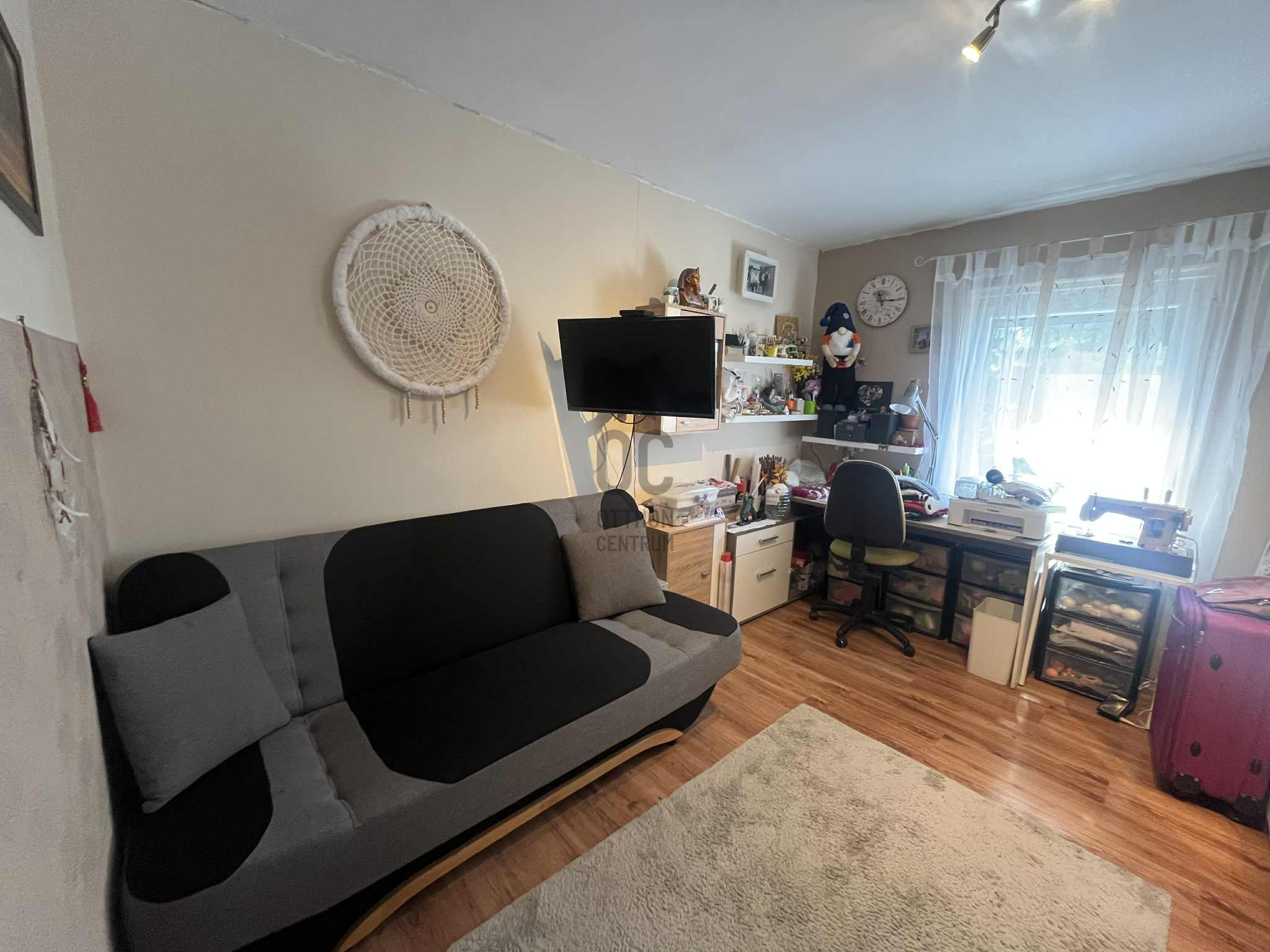 Gallery zoom image
