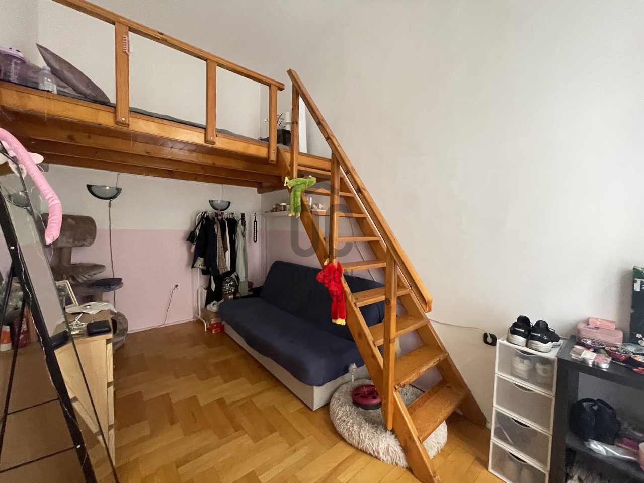Gallery zoom image