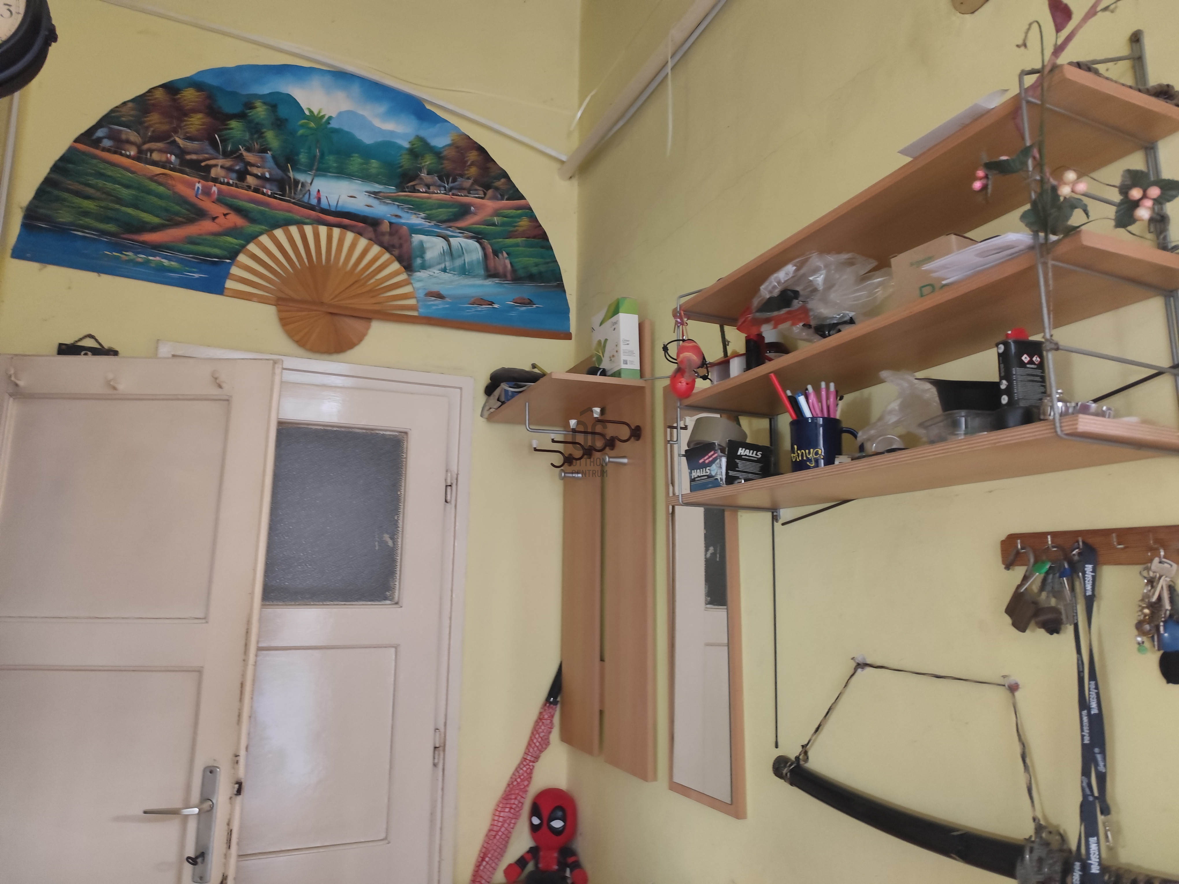 Gallery zoom image
