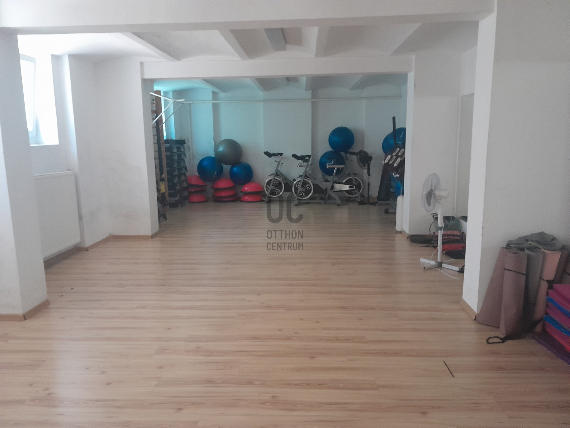 Gallery zoom image