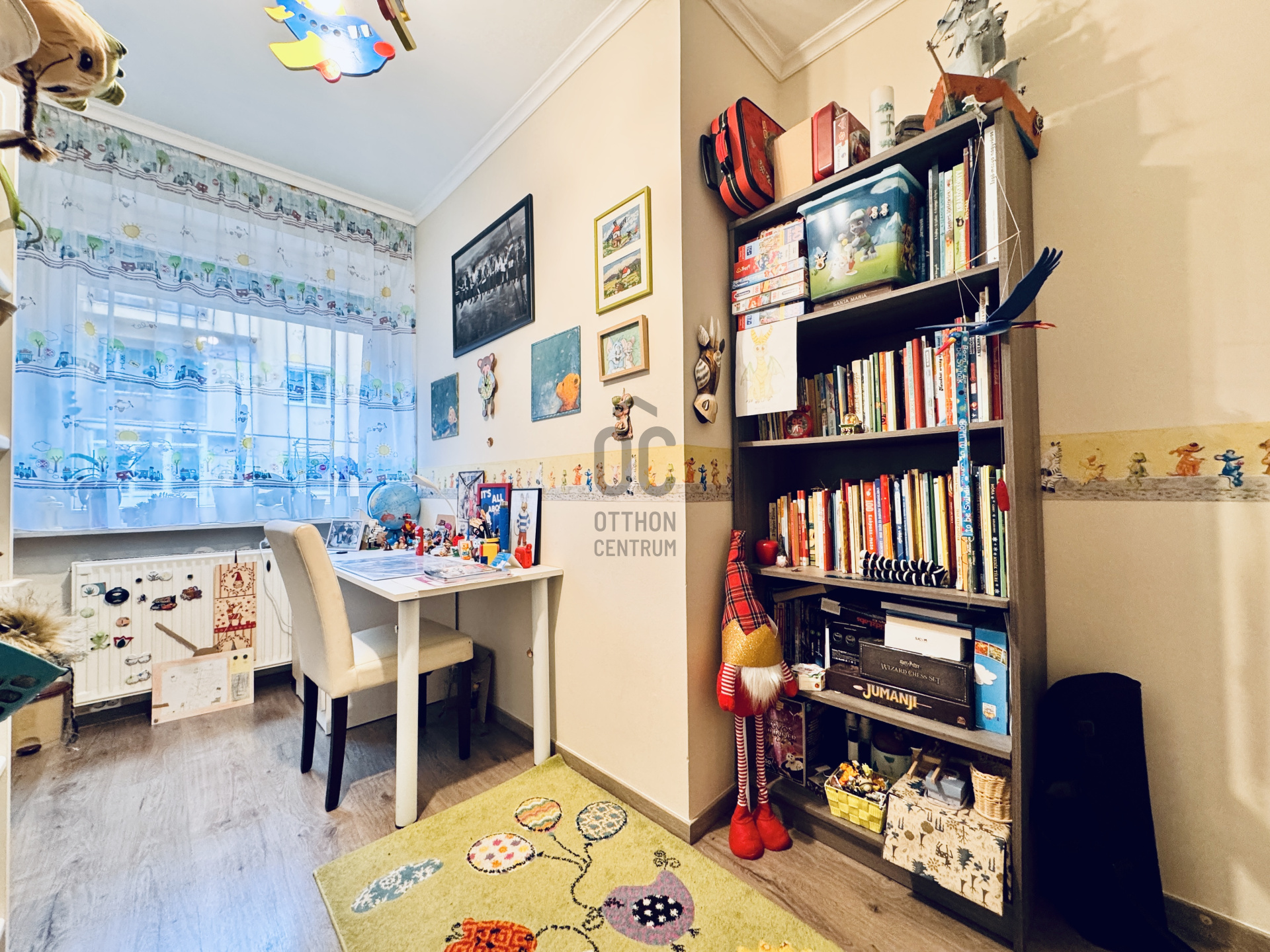 Gallery zoom image