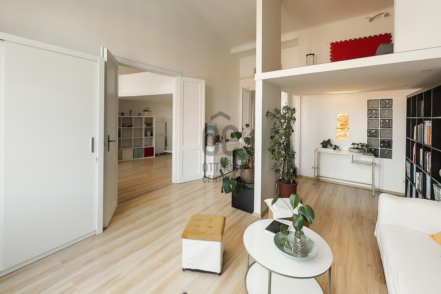 Gallery zoom image