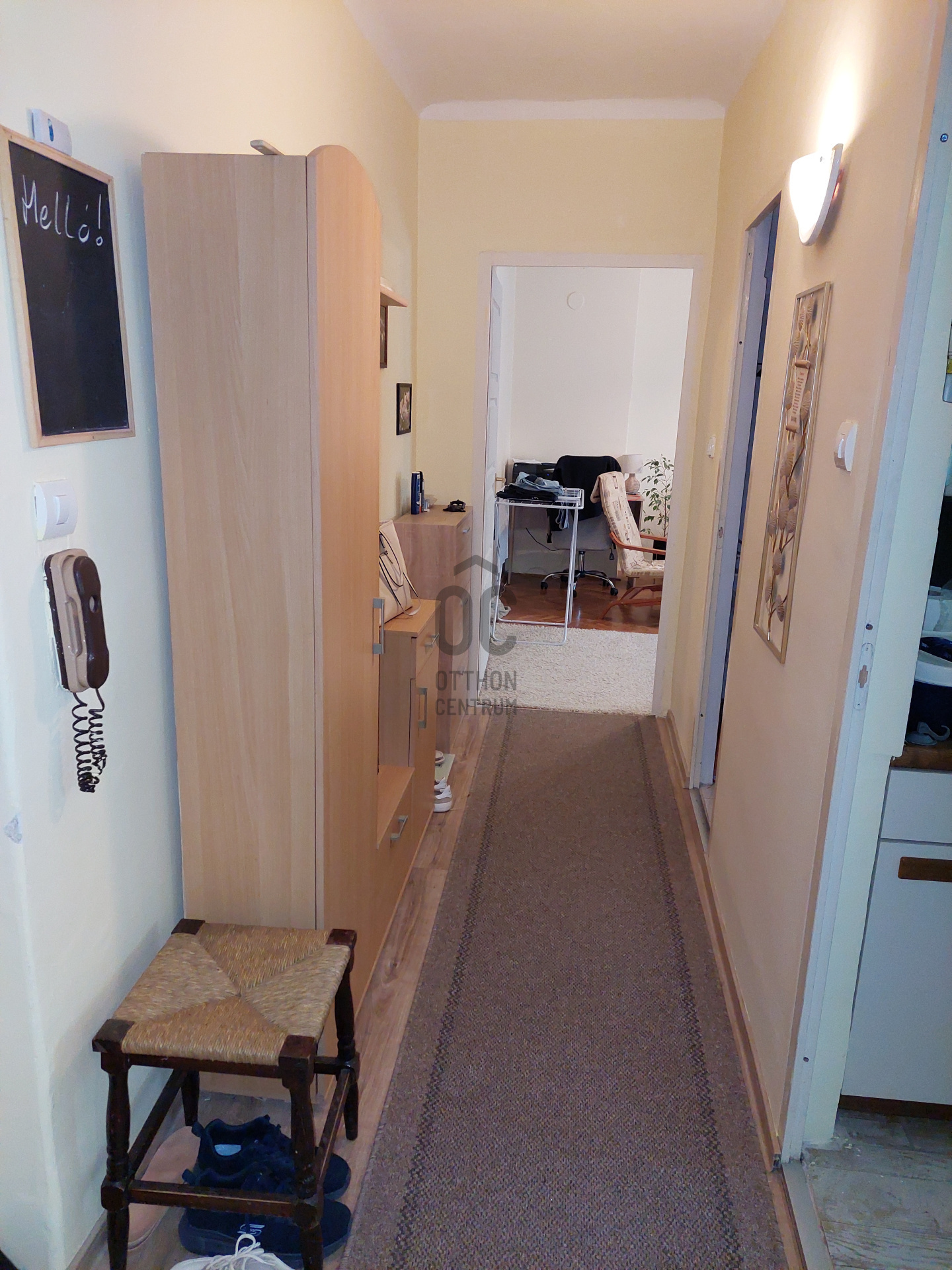Gallery zoom image