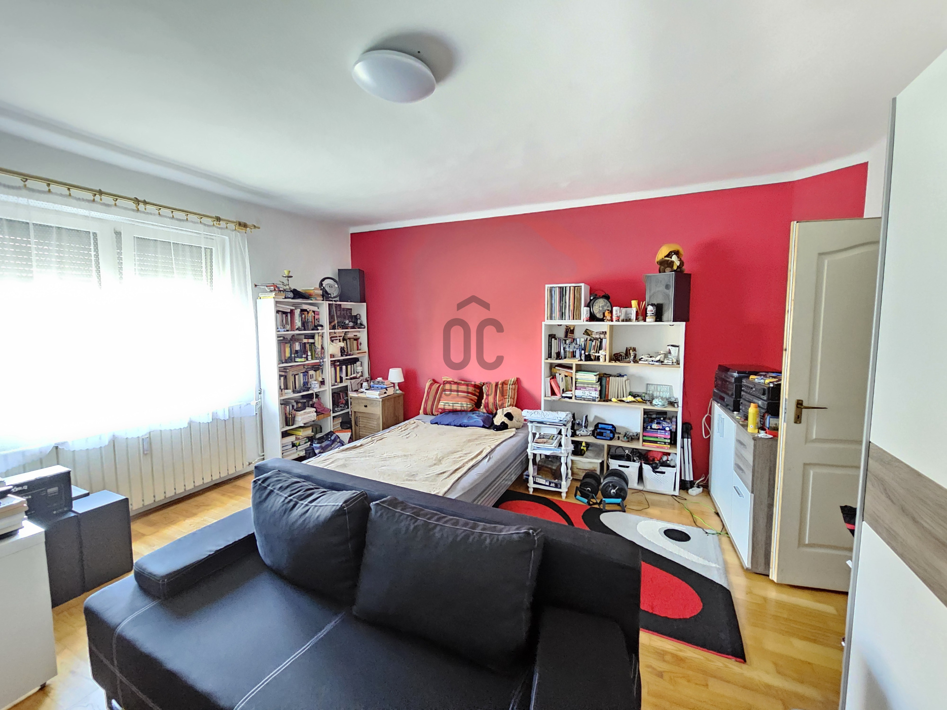 Gallery zoom image