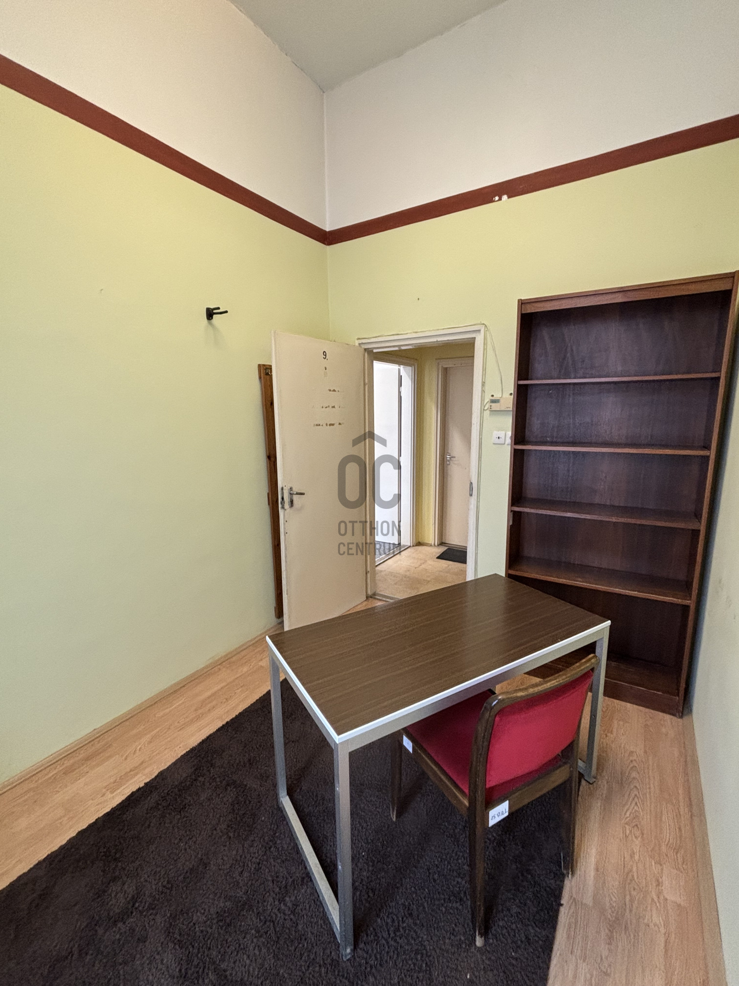 Gallery zoom image