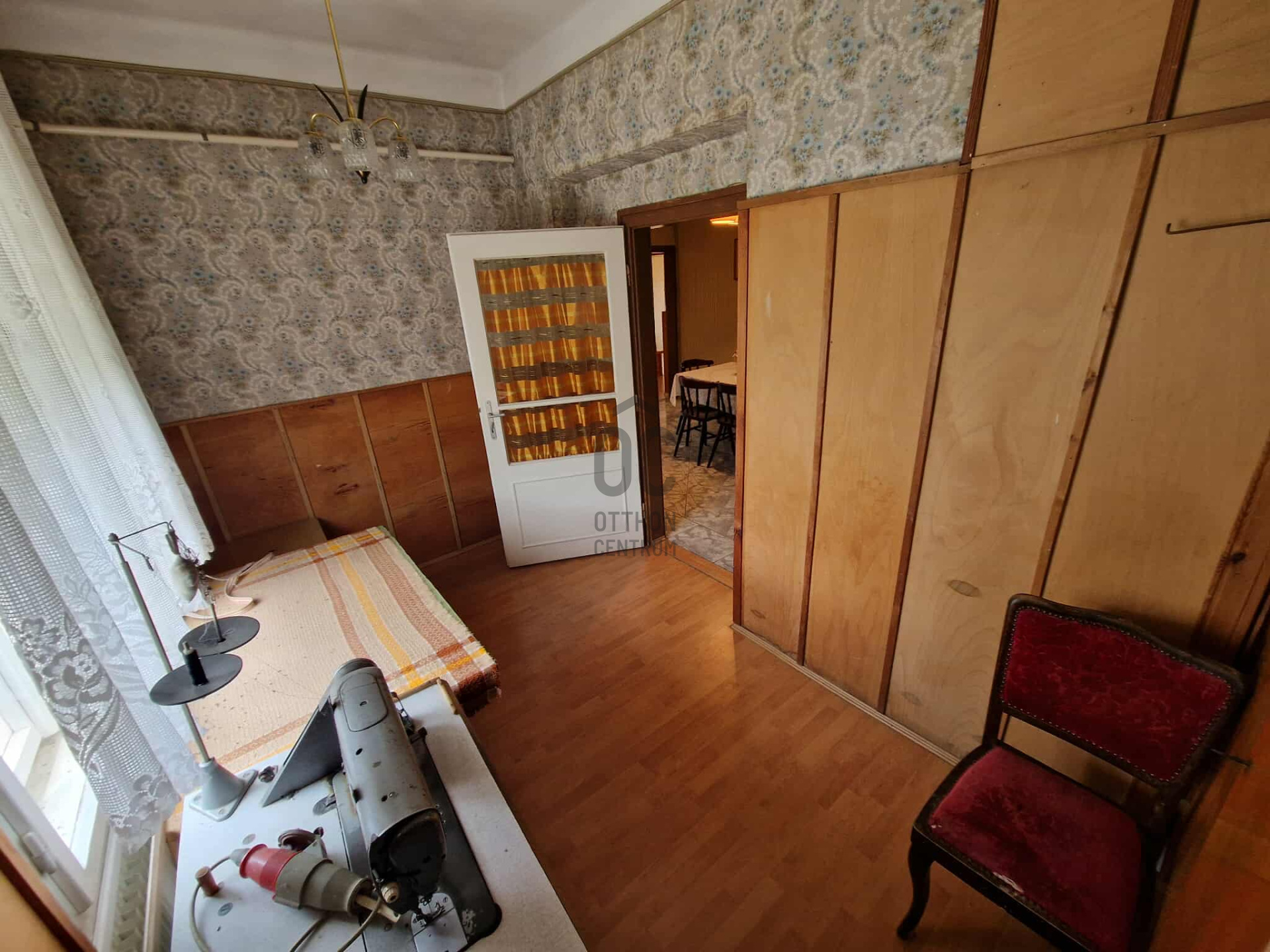 Gallery zoom image