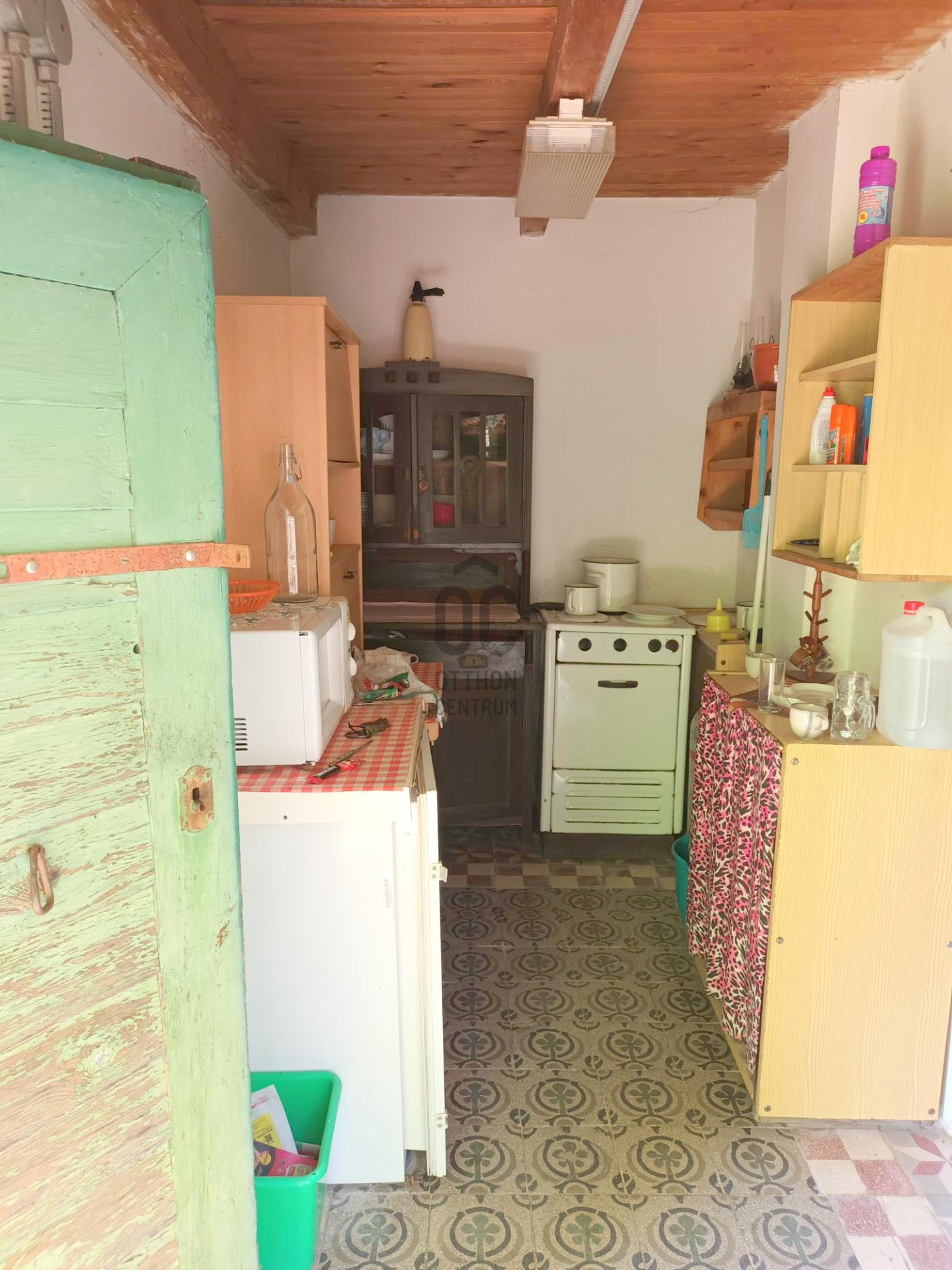 Gallery zoom image