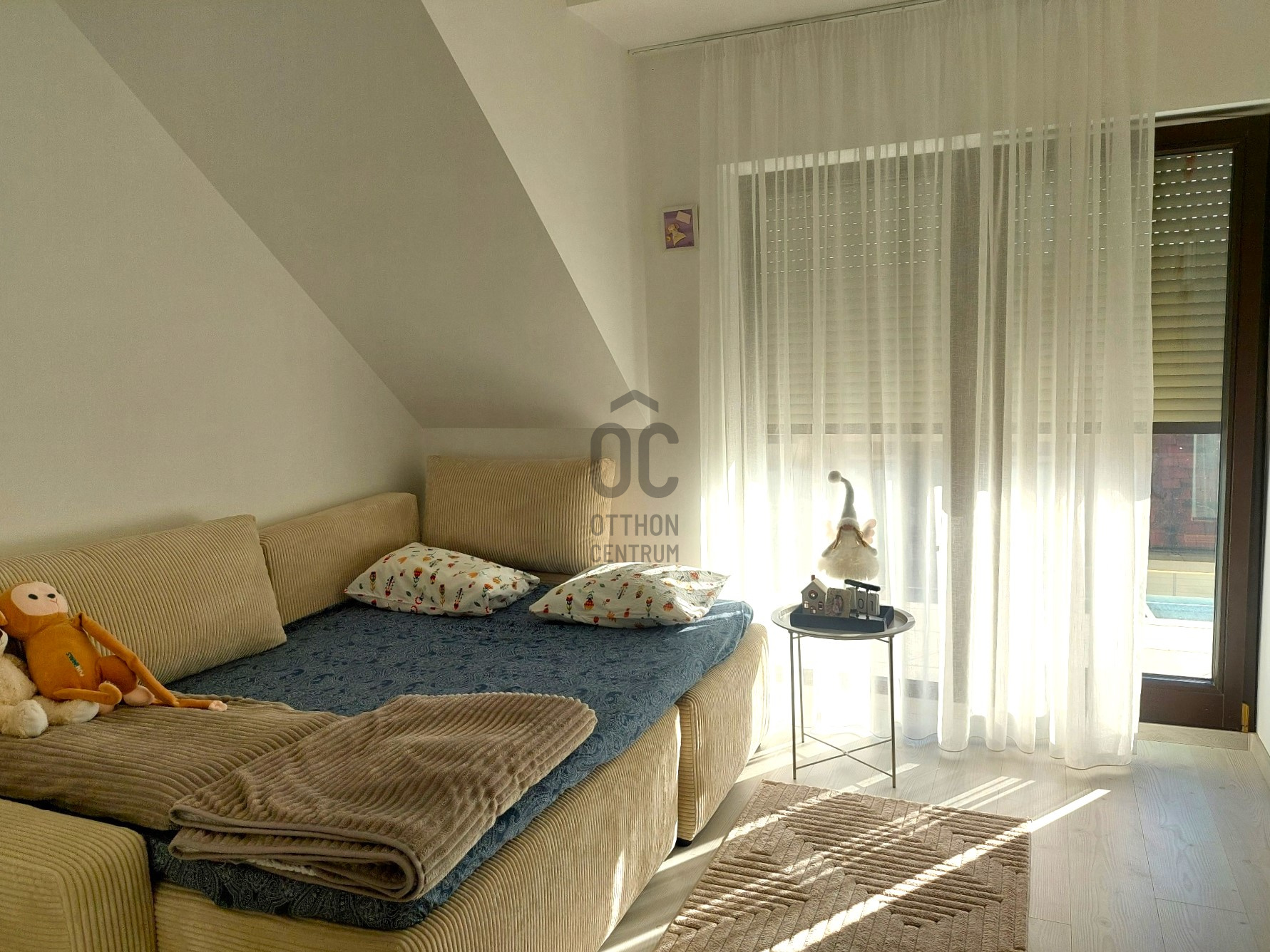 Gallery zoom image