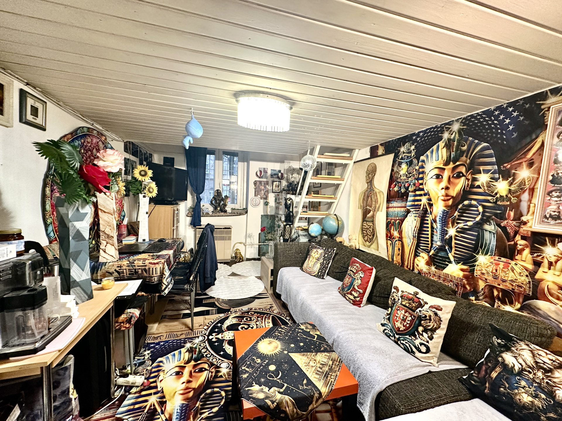 Gallery zoom image