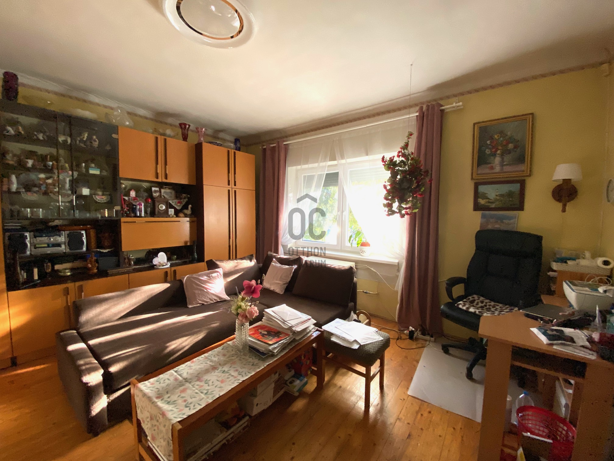 Gallery zoom image
