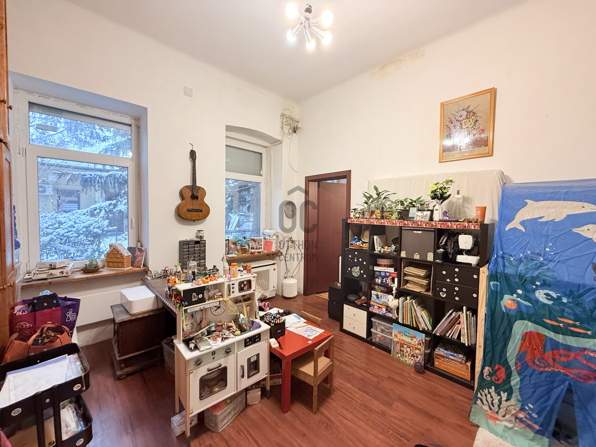 Gallery zoom image
