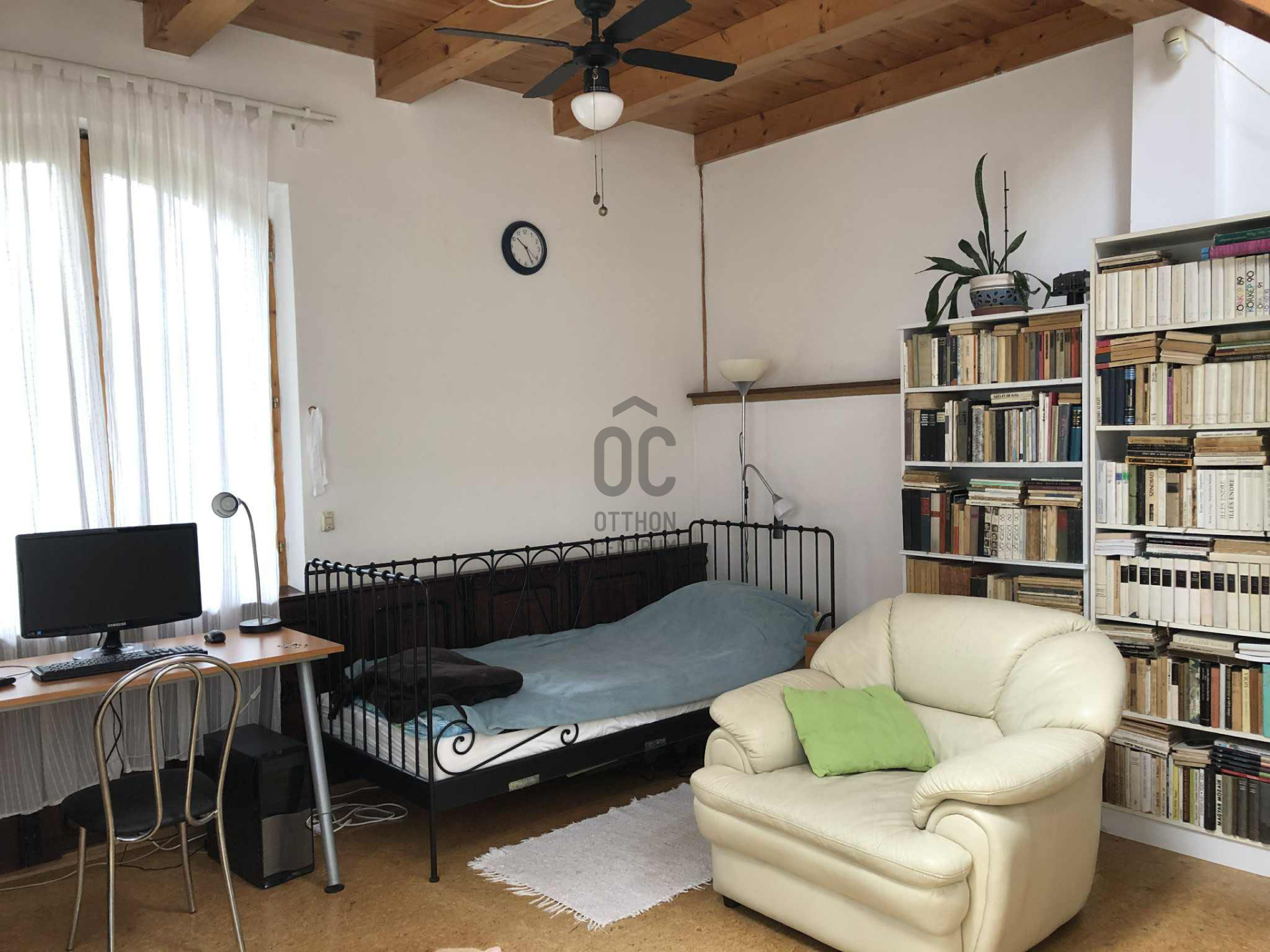Gallery zoom image