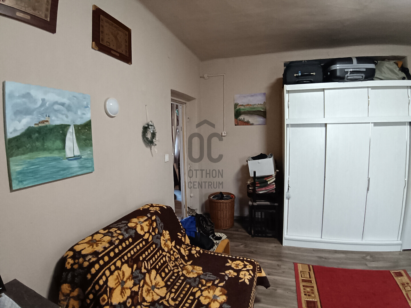 Gallery zoom image