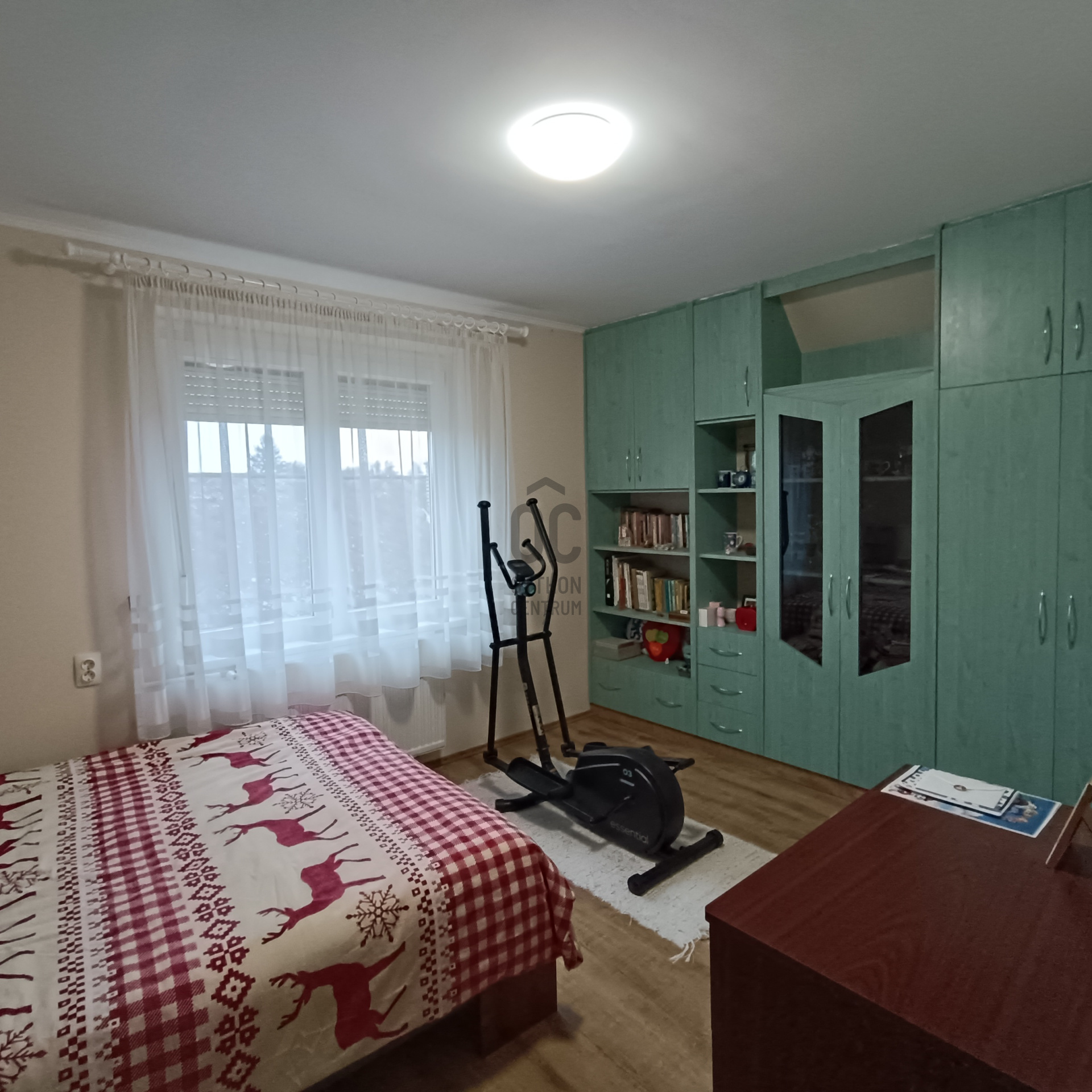 Gallery zoom image