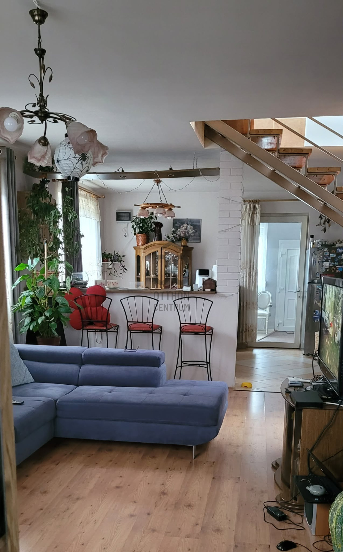 Gallery zoom image