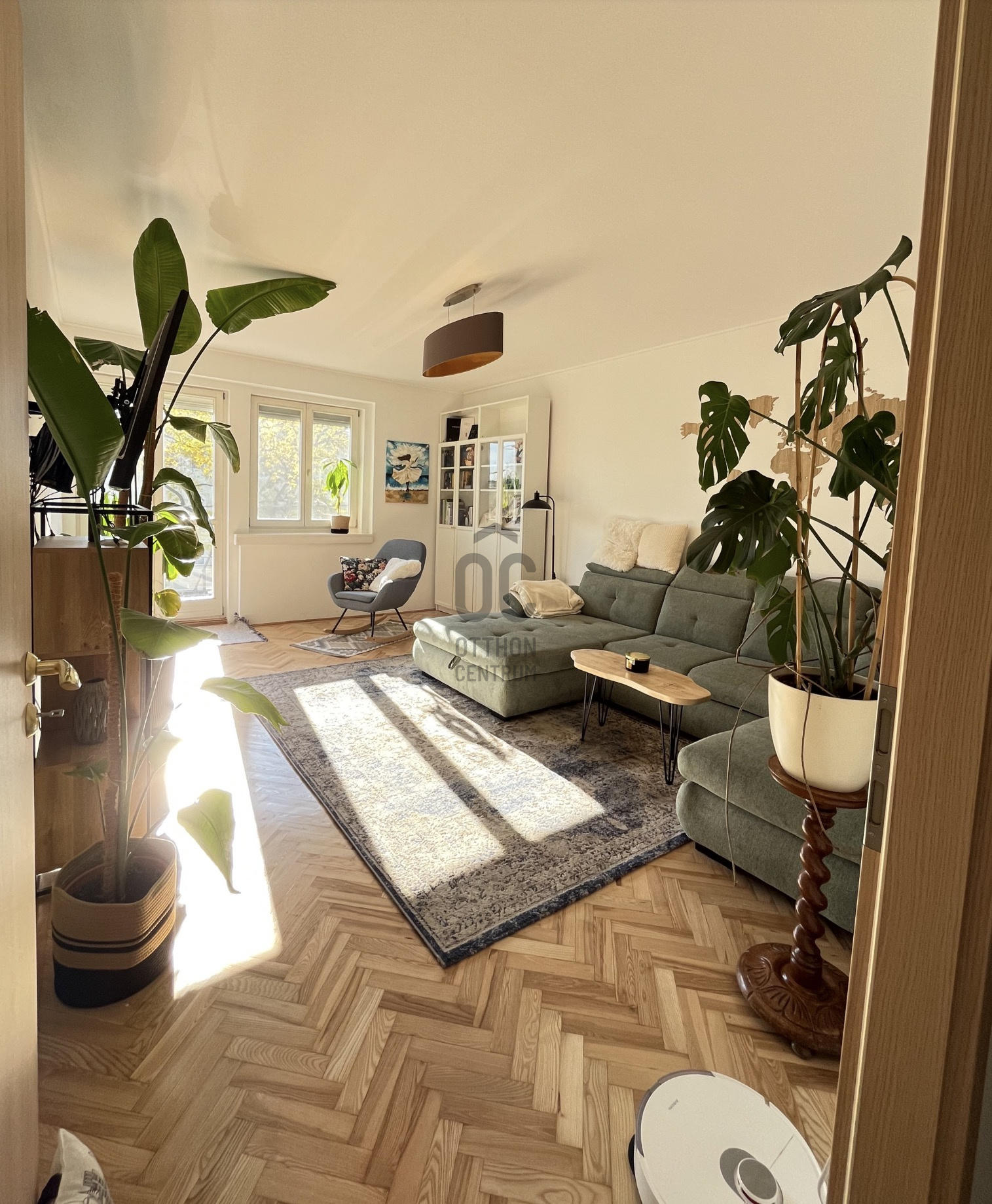 Gallery zoom image