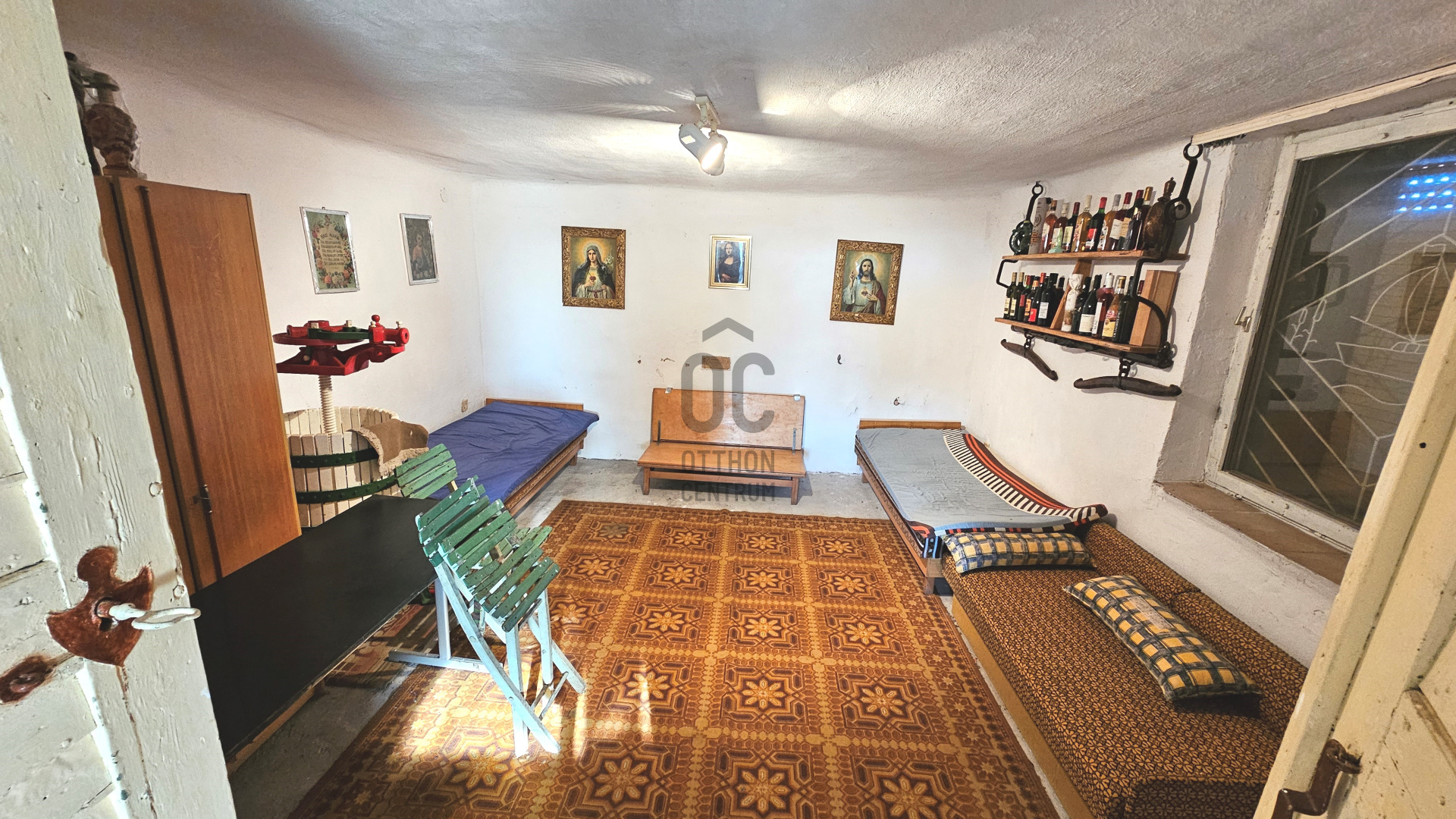 Gallery zoom image