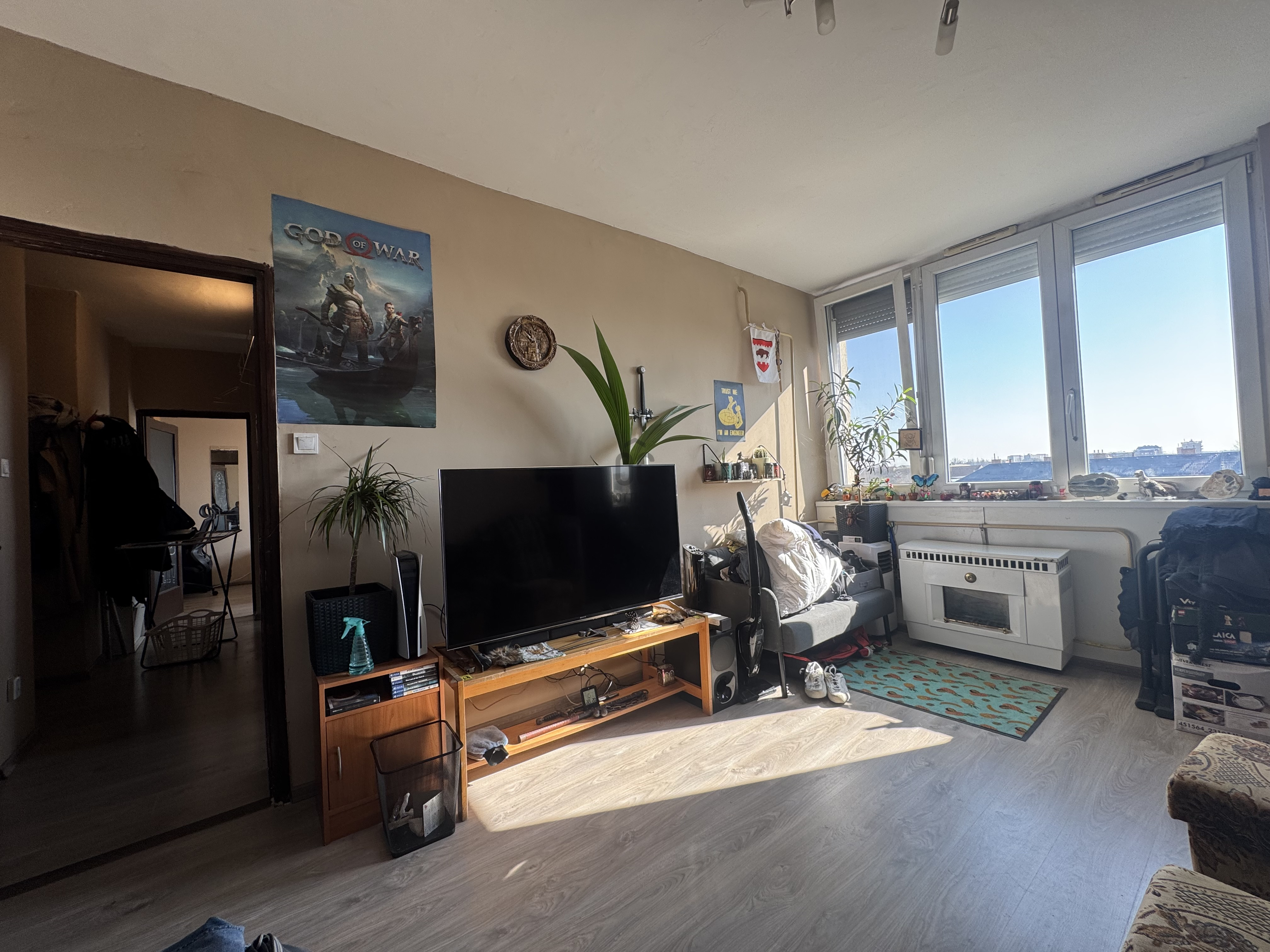 Gallery zoom image