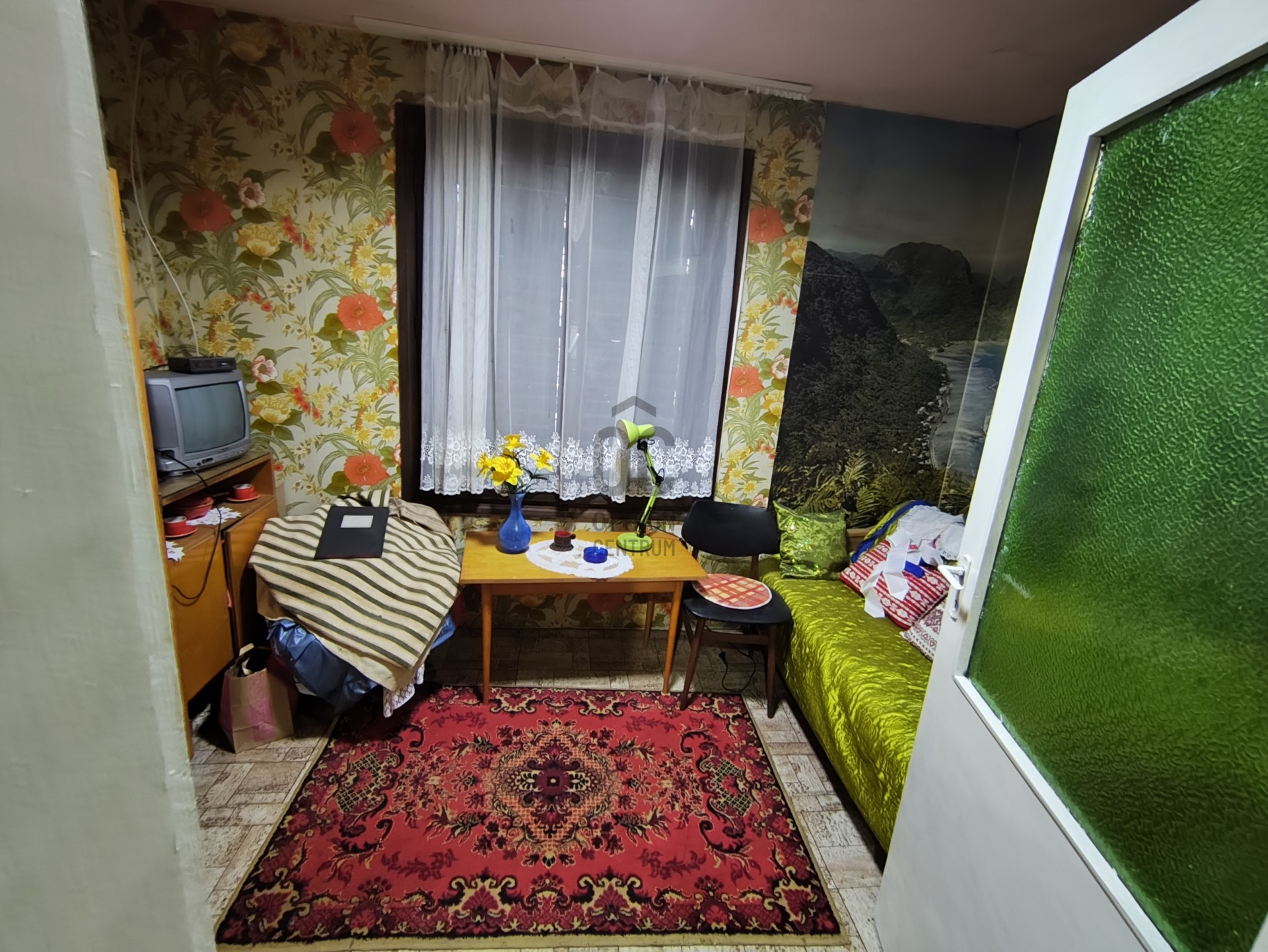 Gallery zoom image