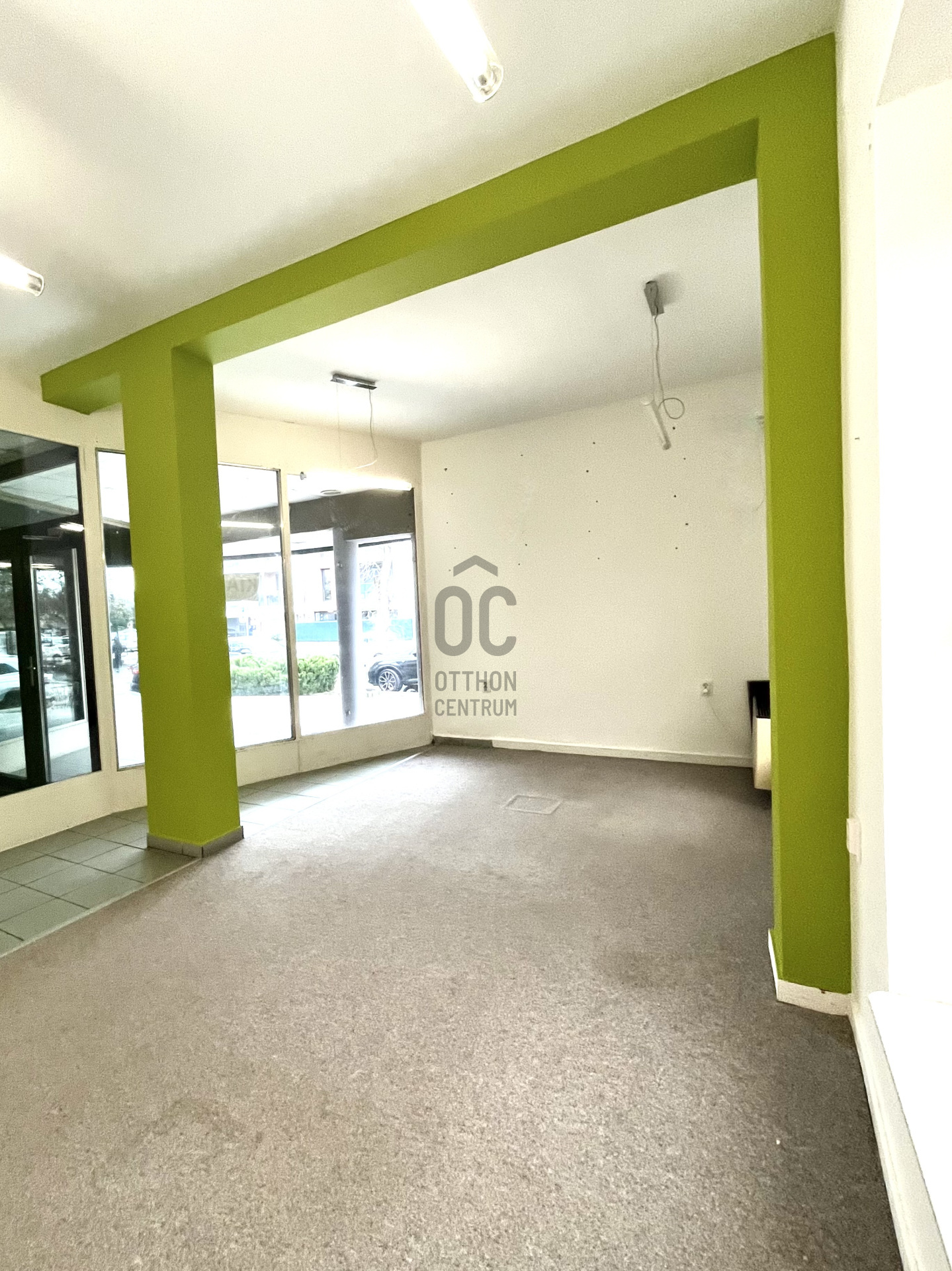 Gallery zoom image