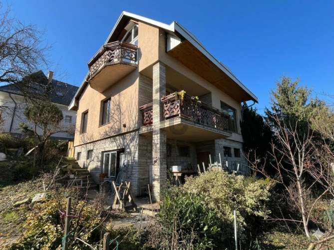 5 bed · 190m² · Családi ház · 199.900.000 Ft