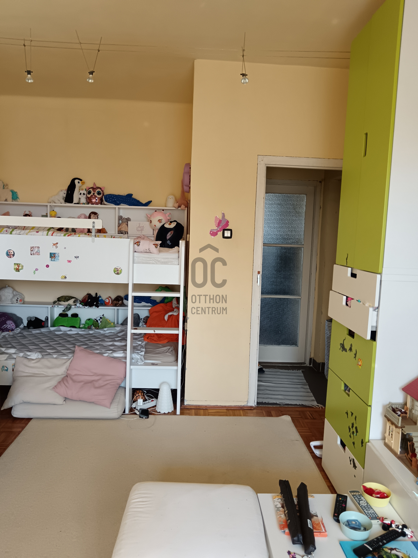 Gallery zoom image