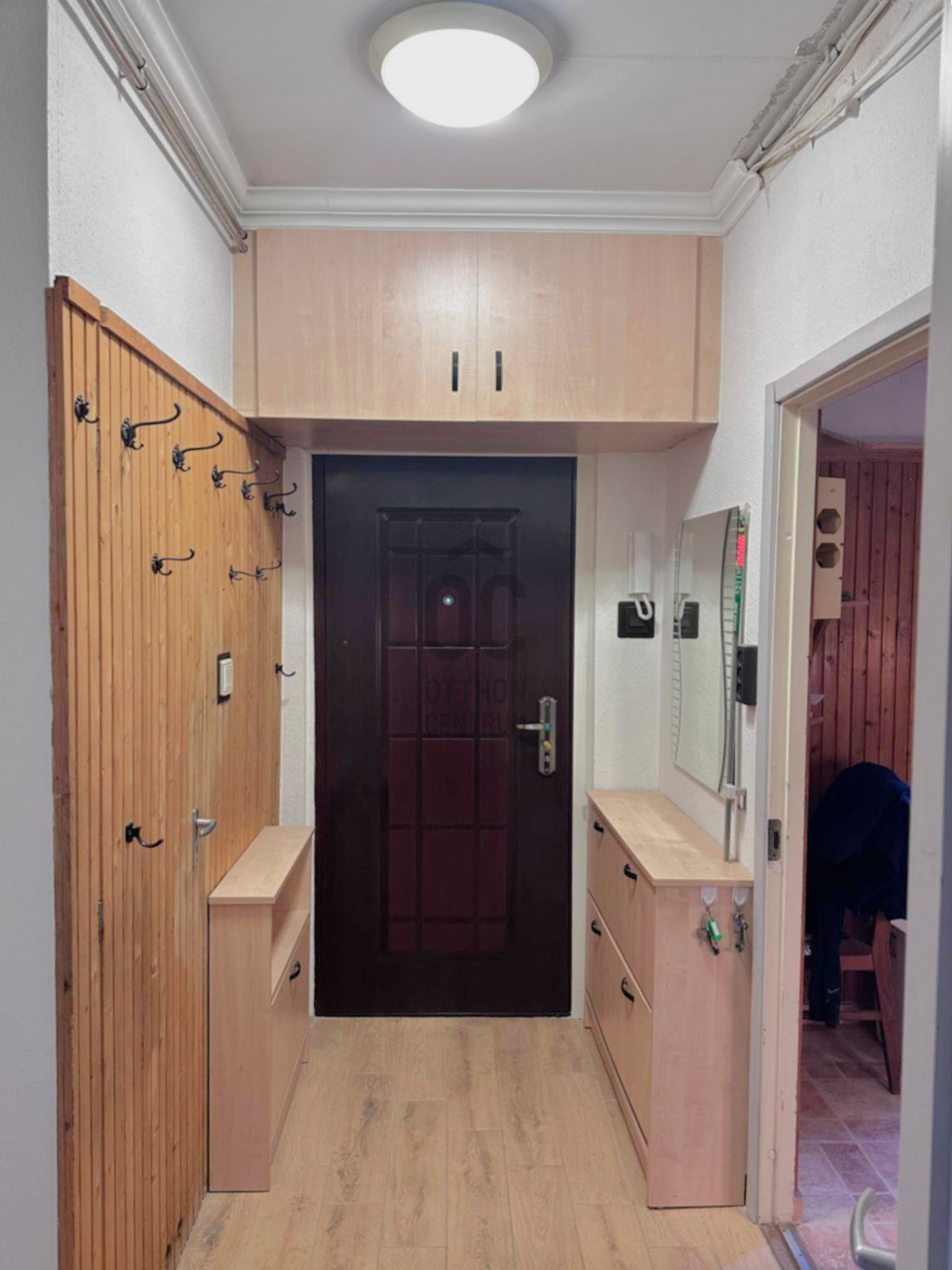 Gallery zoom image