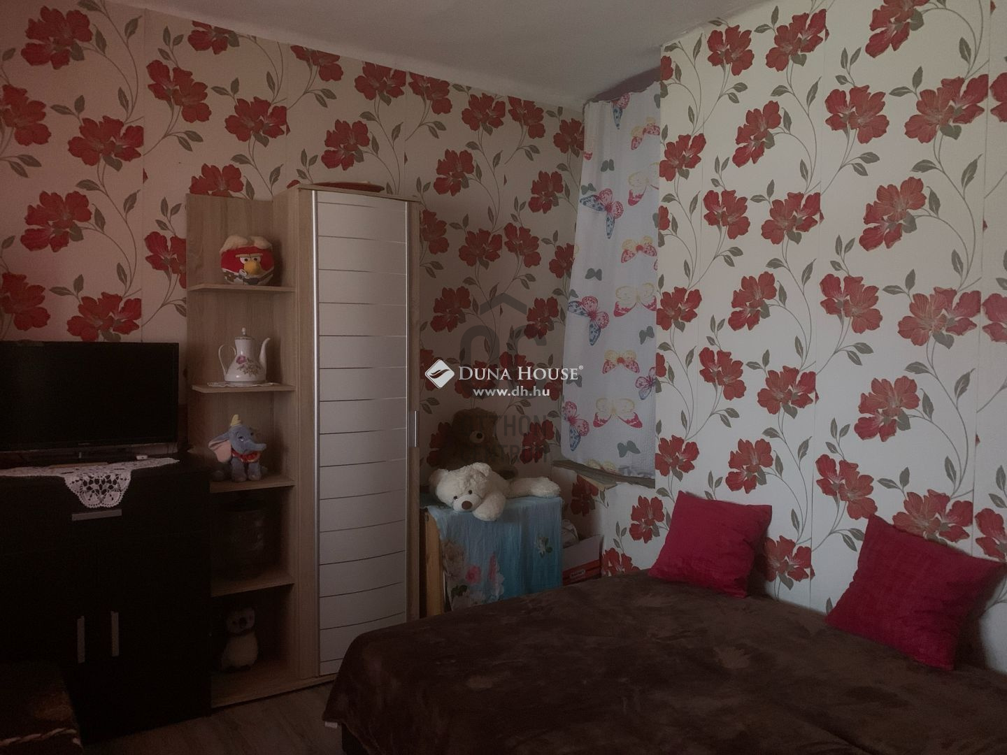 Gallery zoom image