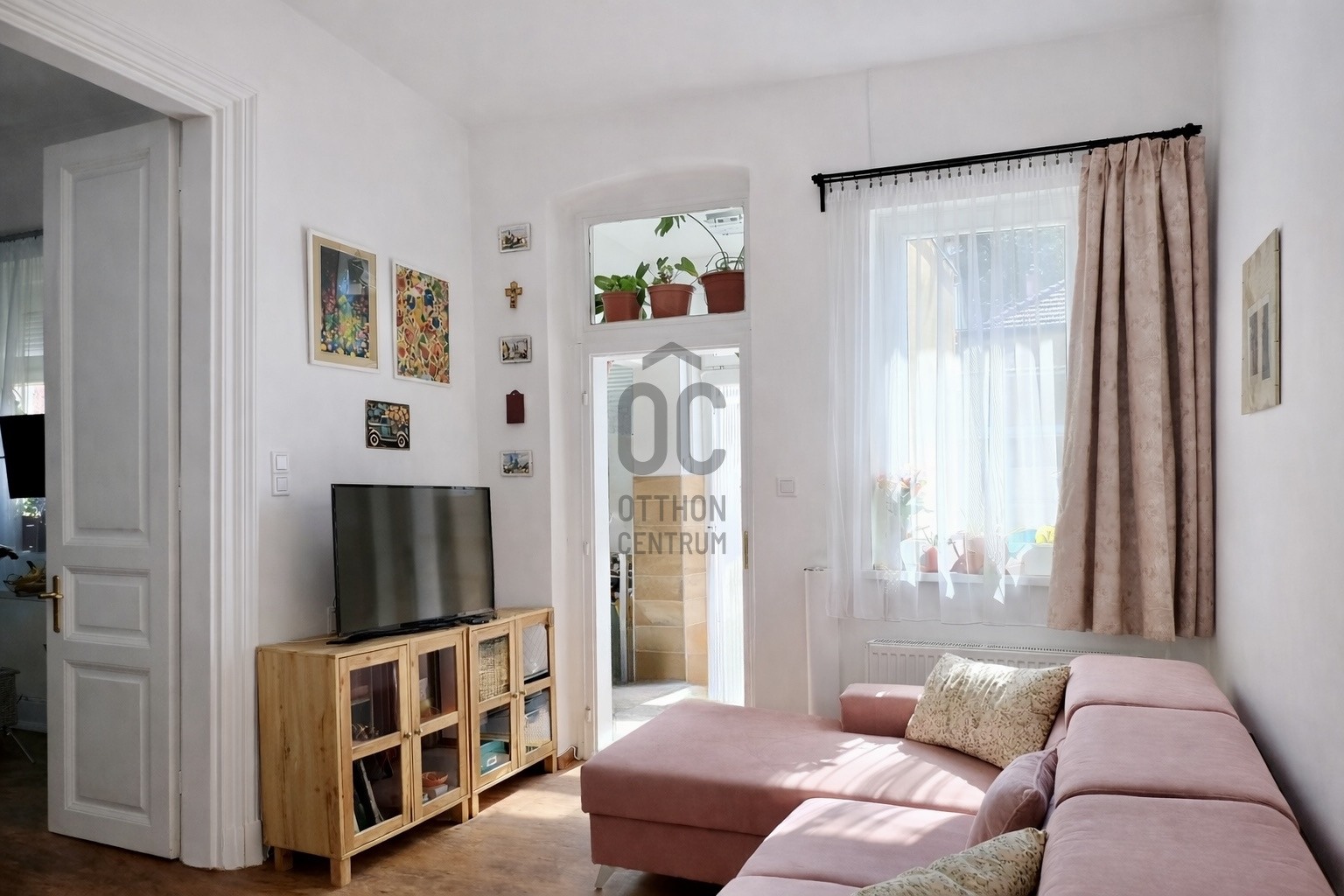 Gallery zoom image