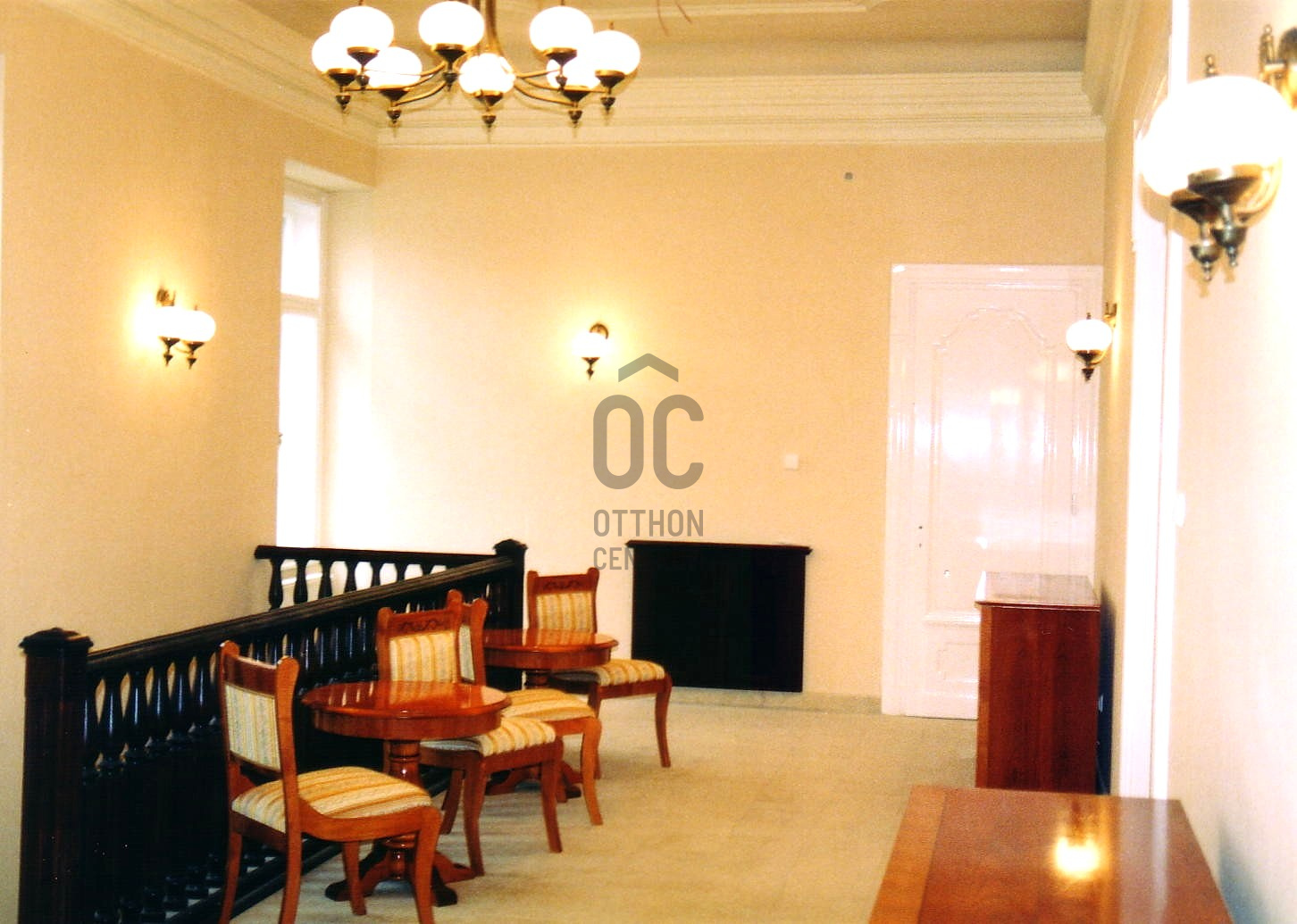 Gallery zoom image