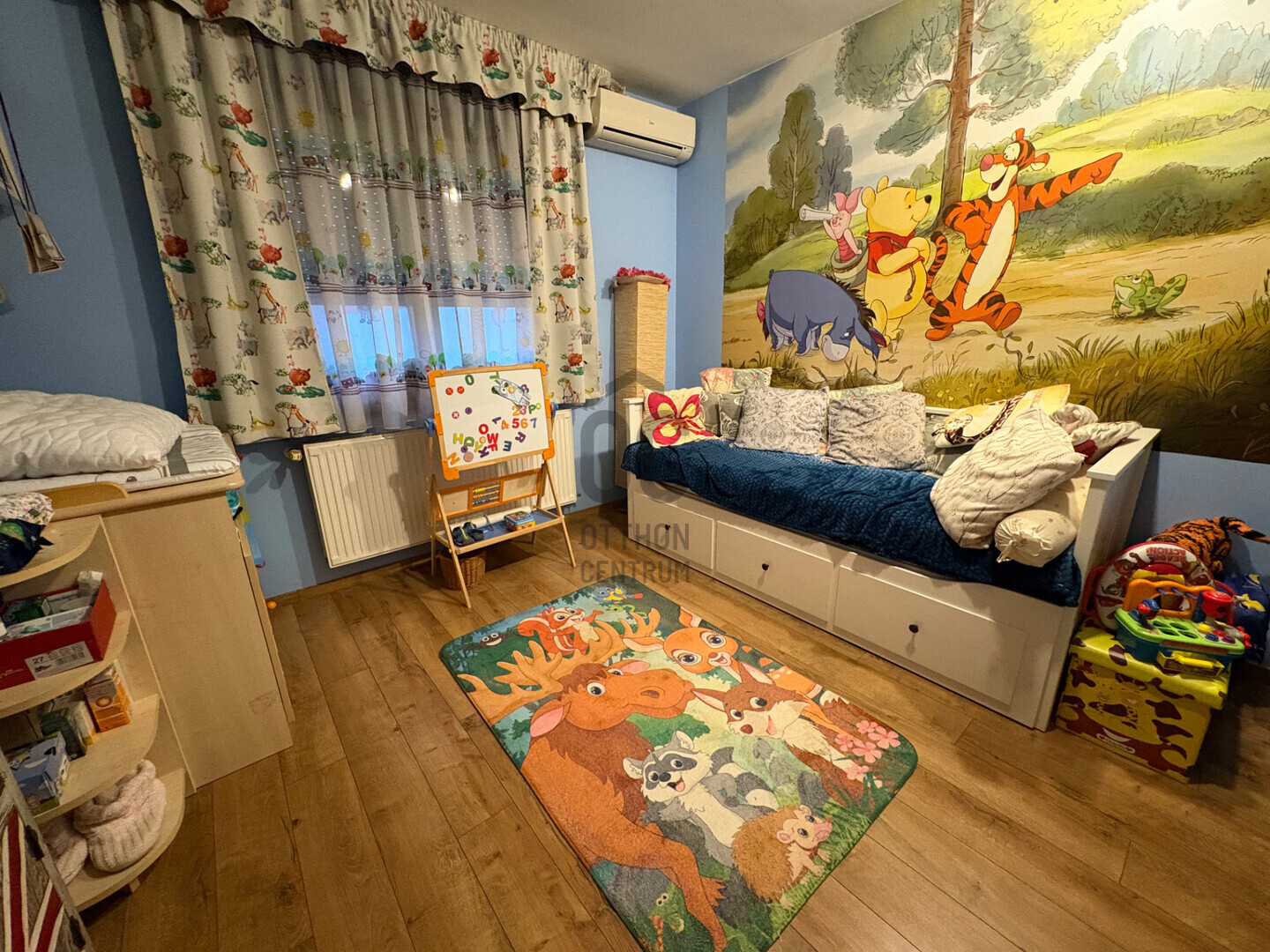 Gallery zoom image
