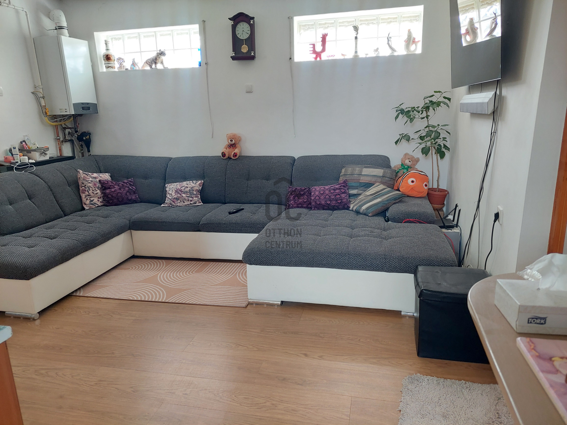 Gallery zoom image