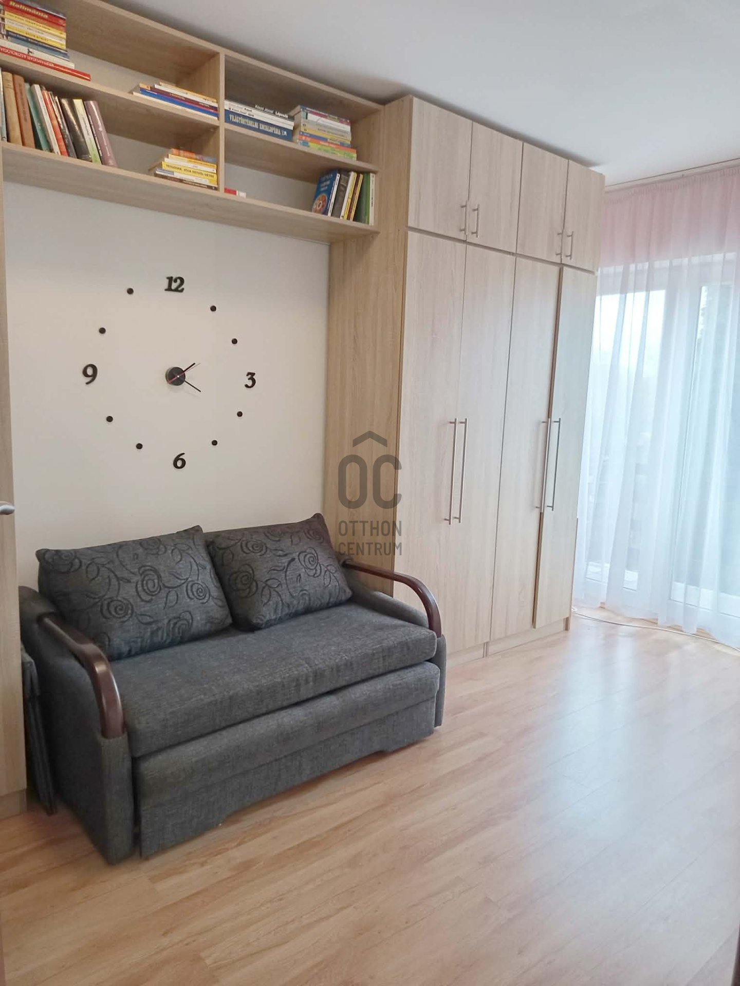 Gallery zoom image